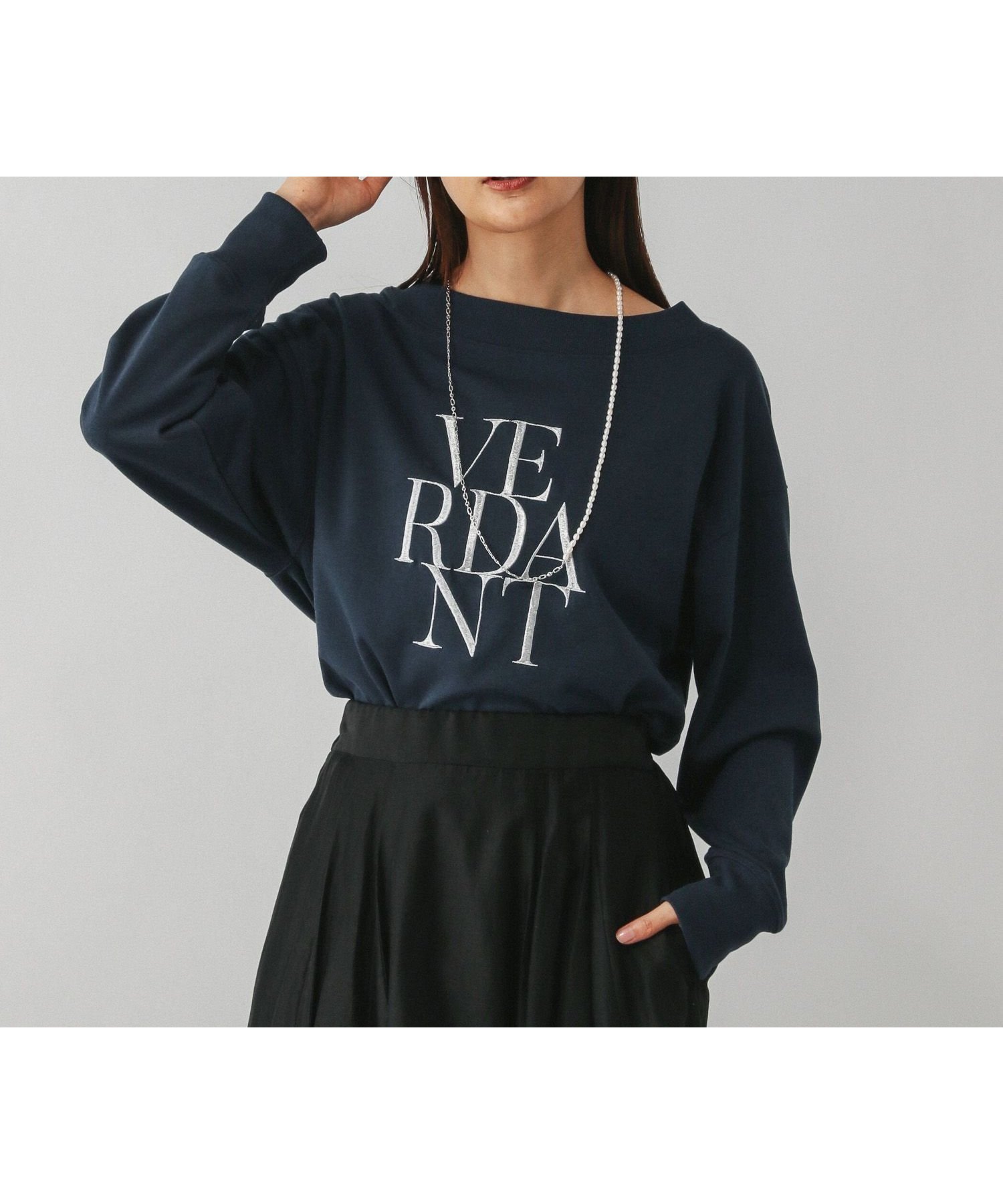 【グローバルワーク/GLOBAL WORK】の乾きやすいミニ裏毛プリントプルオーバー/580943 インテリア・キッズ・メンズ・レディースファッション・服の通販 founy(ファニー) 　ファッション　Fashion　レディースファッション　Fashion for Women　トップス・カットソー　Cut & Sew Tops　カジュアルプルオーバー・ニットトップス　Pullovers & Knit Tops / Casual Pullovers　おすすめ　Recommended / Our Picks　スウェット / スエット　Sweatshirt, Sweatwear　バランス　Balance, Style Balance　フレアースカート　Flared Skirt, A-Line Skirt　プリント　Print, Printed Pattern　人気　Popular, Best Seller　ネイビー*ラメ刺繍ロゴ88|ID: prp329100004794855 ipo3291000000034789742