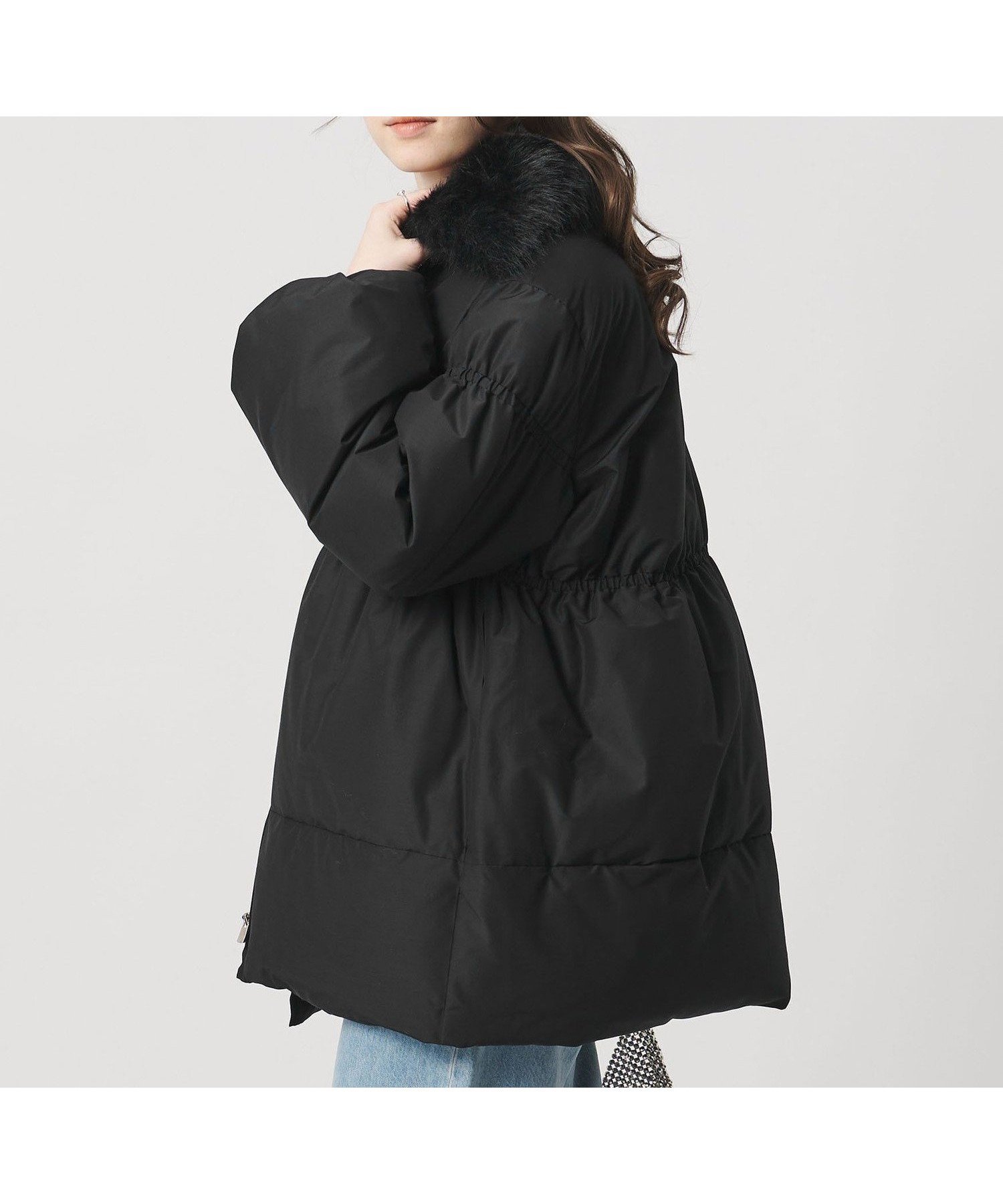 【ユナイテッドアローズ/UNITED ARROWS】のペプラム ミドル ダウンコート インテリア・キッズ・メンズ・レディースファッション・服の通販 founy(ファニー) 　ファッション　Fashion　レディースファッション　Fashion for Women　アウター　Coat / Outerwear Collection　コート・ロングコート・ピーコート　Long Coats, Peacoats & More　ダウンジャケット・軽量ダウン　Warm & Lightweight Down Jackets　シャーリング　Shirring, Ruched　タイトスカート　Pencil Skirt, Tight Skirt　タフタ　Taffeta, Structured Fabric　ダウン　Down, Puffer　フェイクファー　Faux Fur, Imitation Fur　ペプラム　Peplum, Flared Hem　防寒　Cold Protection, Winter-Ready　ミドル　Middle Length, Mid Height　メタル　Metal, Metal Parts　メランジ　Melange, Mixed Yarn　ワイド　Wide, Wide Fit　冬　Winter / This Winter　おすすめ　Recommended / Our Picks　BLACK|ID: prp329100004794895 ipo3291000000034789962