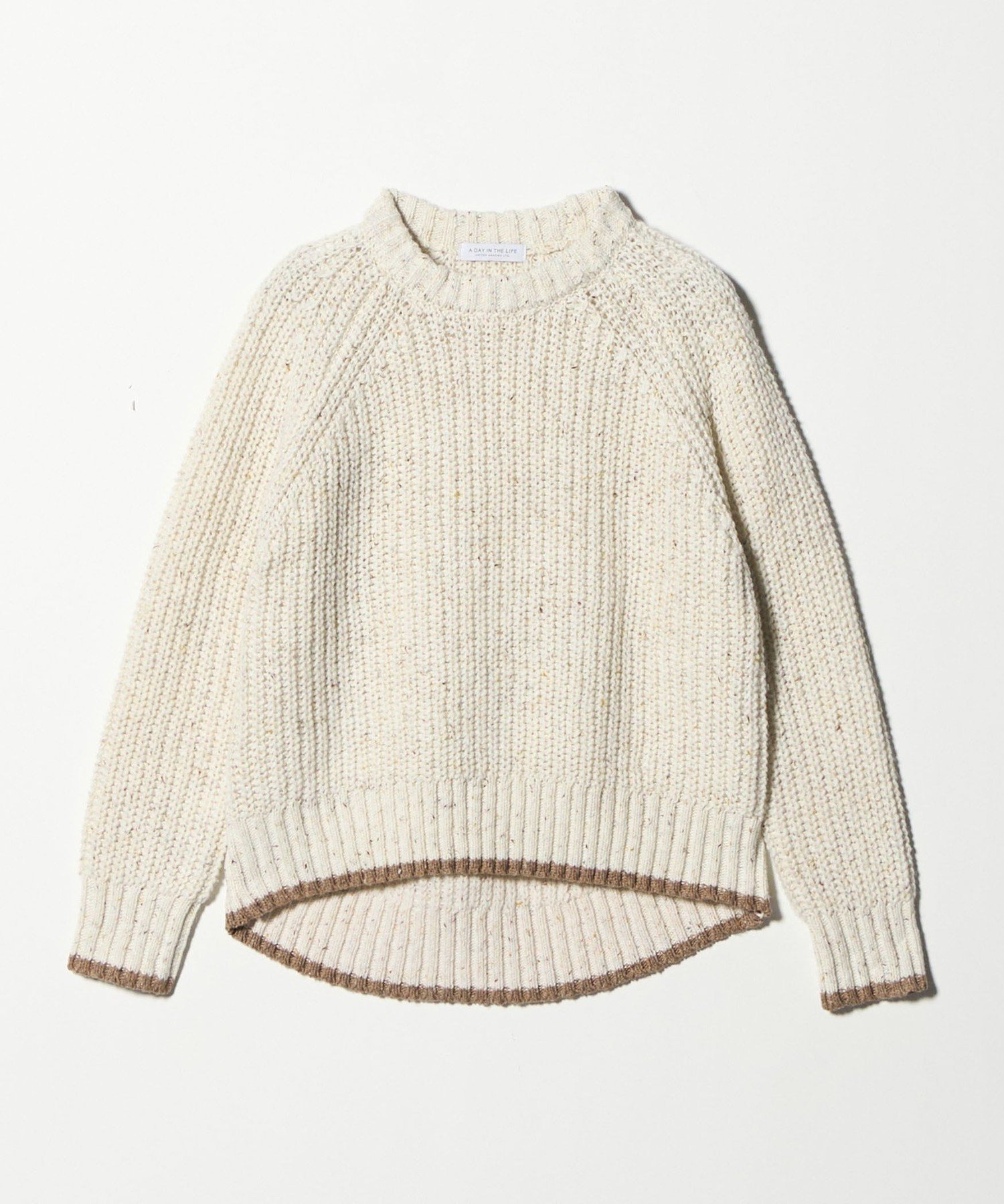 【ユナイテッドアローズ/UNITED ARROWS】のアゼ ネップ バイカラー ハイネックニット A DAY IN THE LIFE インテリア・キッズ・メンズ・レディースファッション・服の通販 founy(ファニー) 　ファッション　Fashion　レディースファッション　Fashion for Women　トップス・カットソー　Cut & Sew Tops　ニット　Knit Tops & Sweaters　畦　Ribbed Knit　コーデュロイ　Corduroy, Cord Fabric　サテン　Satin, Glossy Fabric　シンプル　Simple, Minimal　デニム　Denim, Jeans Material　トレンド　Trend, Trending Now　ネップ　Nepp, Slub Yarn　ハイネック　High Neck, Mock Neck　バランス　Balance, Style Balance　冬　Winter / This Winter　アウトレット　Outlet / Clearance　おすすめ　Recommended / Our Picks　ビジネス 仕事 通勤　Business / Work / Commuting　OFF WHITE|ID: prp329100004794933 ipo3291000000034790153