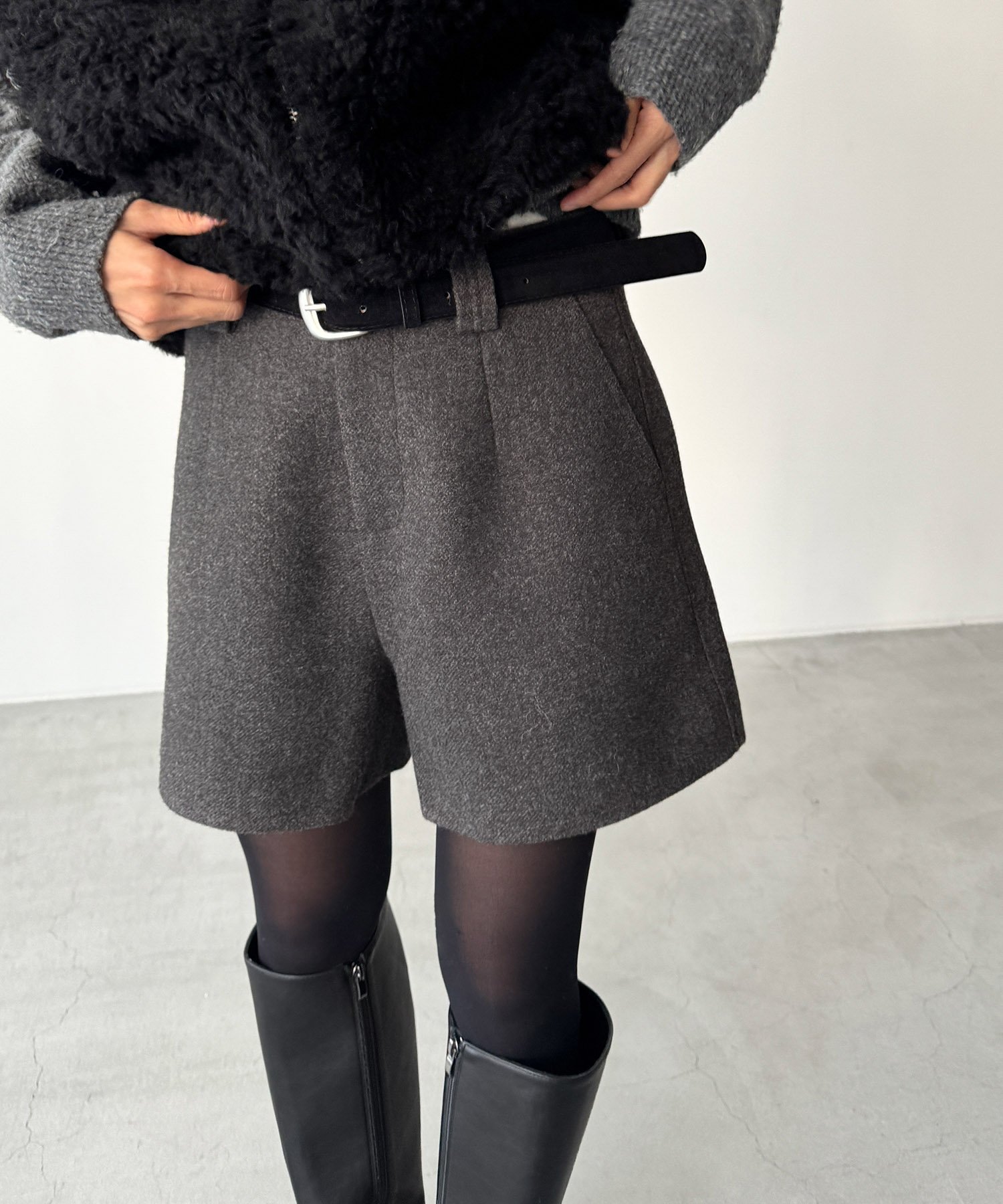 【キャナルジーン/CANAL JEAN】のEl mar ベルト付ウォームショートパンツ インテリア・キッズ・メンズ・レディースファッション・服の通販 founy(ファニー) ファッション Fashion レディースファッション Fashion for Women パンツ Pants & Trousers ショートパンツ・ハーフパンツ High-Waisted & Relaxed Shorts ベルト&ウエストマーク Belts & Waist Accessories おすすめ Recommended / Our Picks インナー Innerwear ウォーム Warm Fabric ショート Short, Short Length フェミニン Feminine, Girly ポケット Pocket, Pocket Detail ロング Long, Long-Length グレー|ID: prp329100004794939 ipo3291000000034790186