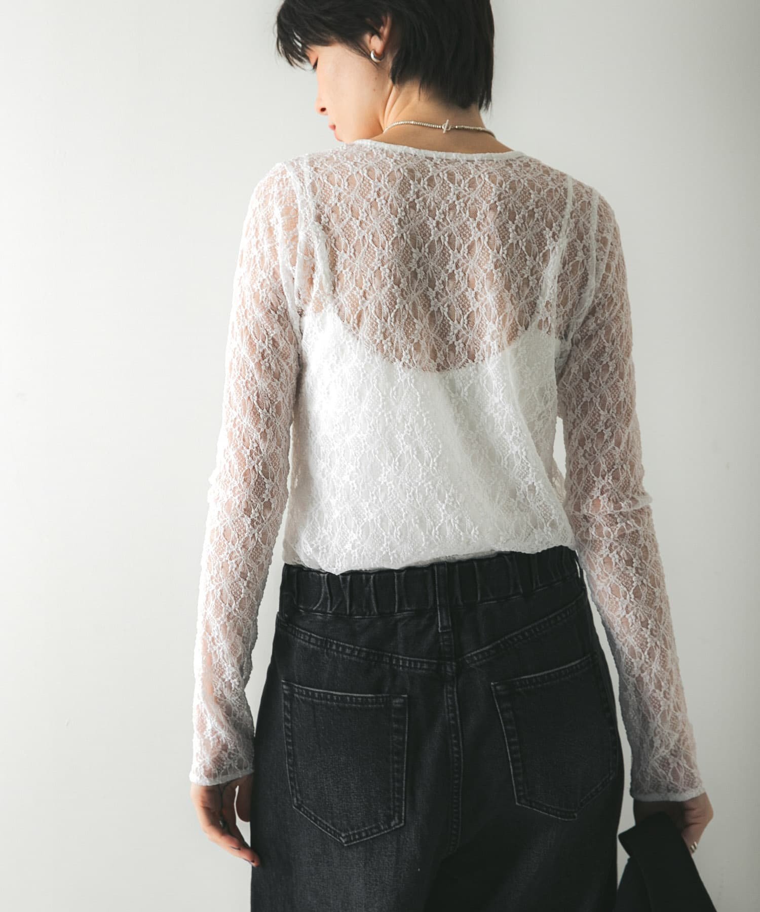 【アーバンリサーチ/URBAN RESEARCH】のストレッチレースクルーネックブラウス 人気、トレンドファッション・服の通販 founy(ファニー) 　ファッション　Fashion　レディースファッション　Fashion for Women　トップス・カットソー　Cut & Sew Tops　シャツ・ブラウス・オフィスカジュアル　Elegant Blouses & Button-Ups　2025年　2025　2025-2026秋冬・A/W　Autumn/Winter 2025–26 AW25–26　冬　Winter / This Winter　おすすめ　Recommended / Our Picks　アクセサリー　Fashion Accessories　インナー　Innerwear　キャミソール　Camisole, Spaghetti Strap Top　ストレッチ　Stretch, Stretchy Fabric　フィット　Fit, Slim Fit　ボトム　Bottoms, Lower Wear　レース　Lace, Lace Fabric　エレガント 上品　Elegant　日本製　Made In Japan　A/W・秋冬　Autumn/Winter　 other-1|ID: prp329100004794972 ipo3291000000034790389