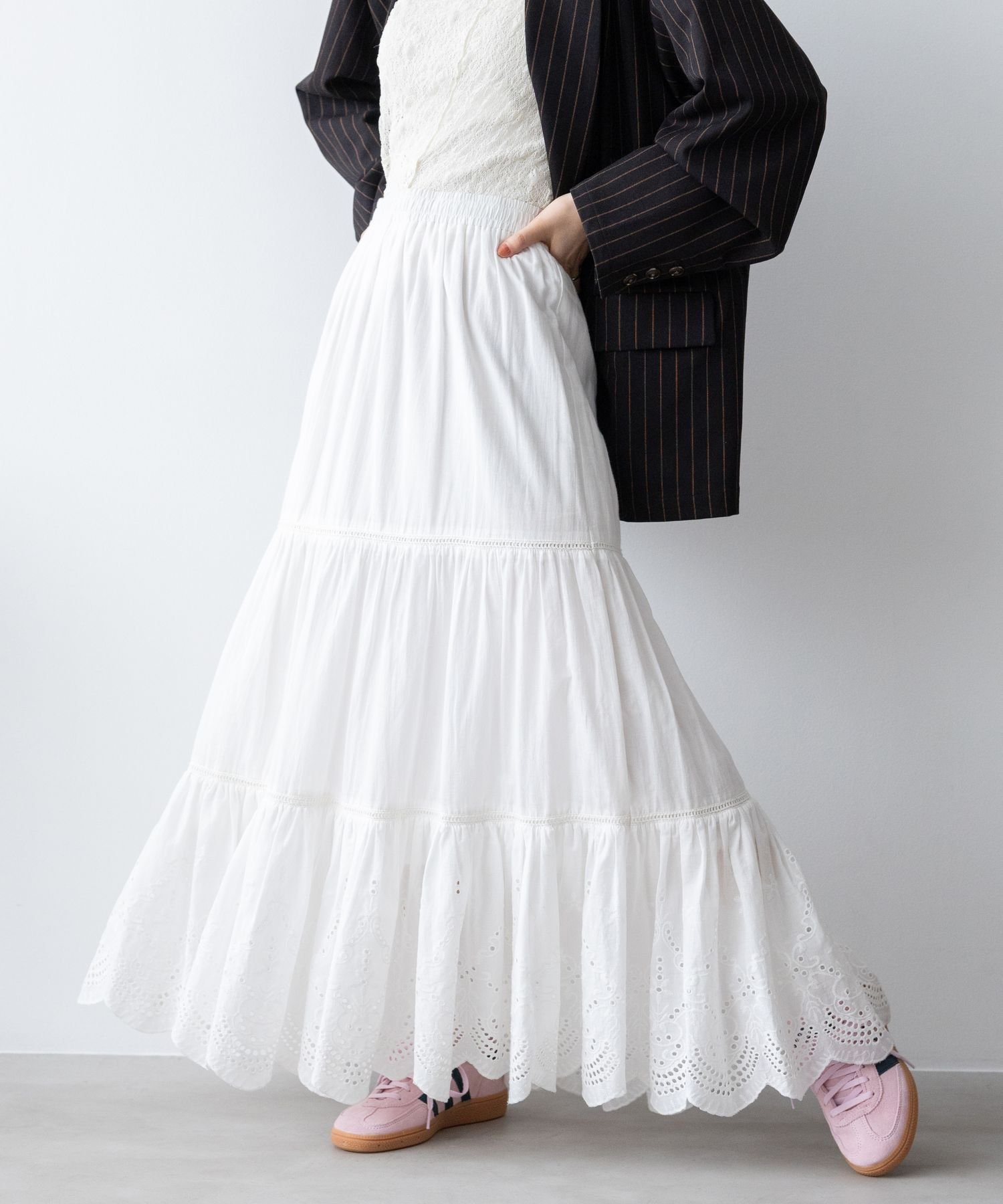 【レイジブルー/RAGEBLUE】の【WOMENS】コットンレースロングスカート インテリア・キッズ・メンズ・レディースファッション・服の通販 founy(ファニー) ファッション Fashion レディースファッション Fashion for Women スカート Skirts ロングスカート Long Skirts / Maxi & Midi Skirts アクセサリー Fashion Accessories カーディガン Cardigan, Knitwear キャップ Cap, Baseball Cap コンパクト Compact, Small Size シンプル Simple, Minimal スカラップ Scallop, Scalloped Edge スカーフ Scarf, Neckwear スニーカー Sneakers, Trainers スラックス Slacks, Dress Pants チェック Check, Plaid, Tartan デニム Denim, Jeans Material トレンド Trend, Trending Now 定番 Standard, Basic Item フレア Flare, Flared ベーシック Basic, Essential モノトーン Monotone, Black and White ロング Long, Long-Length おすすめ Recommended / Our Picks エレガント 上品 Elegant オフホワイト03|ID: prp329100004795040 ipo3291000000034790735