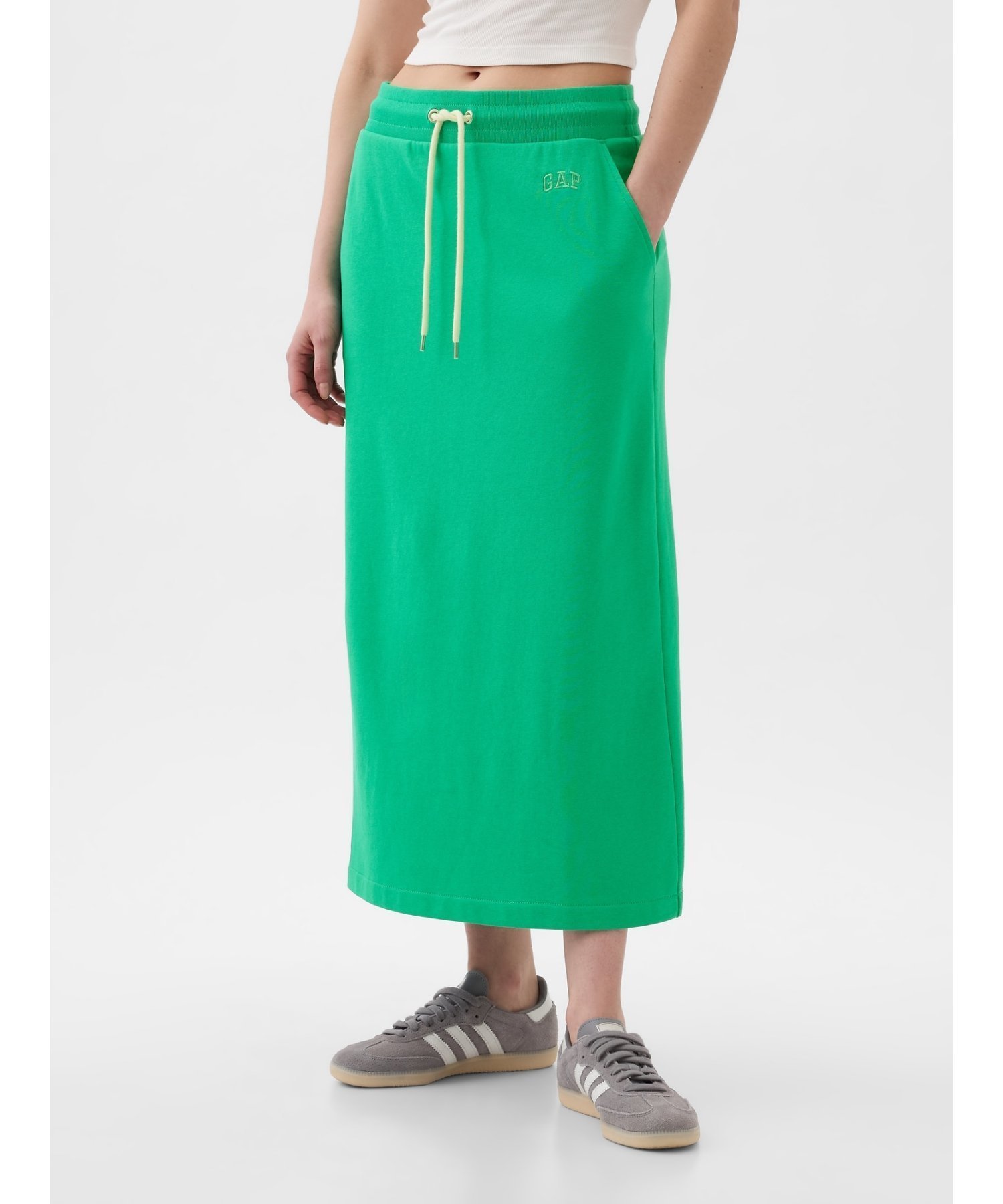 【ギャップ/GAP】のGAPミニロゴ マキシスカート インテリア・キッズ・メンズ・レディースファッション・服の通販 founy(ファニー) ファッション Fashion レディースファッション Fashion for Women スカート Skirts ストレート Straight, Straight Cut フィット Fit, Slim Fit フロント Front, Front Design マキシ Maxi, Full Length リラックス Relax, Relaxed Fit SIMPLY GREEN 17-5936|ID: prp329100004795090 ipo3291000000034842146