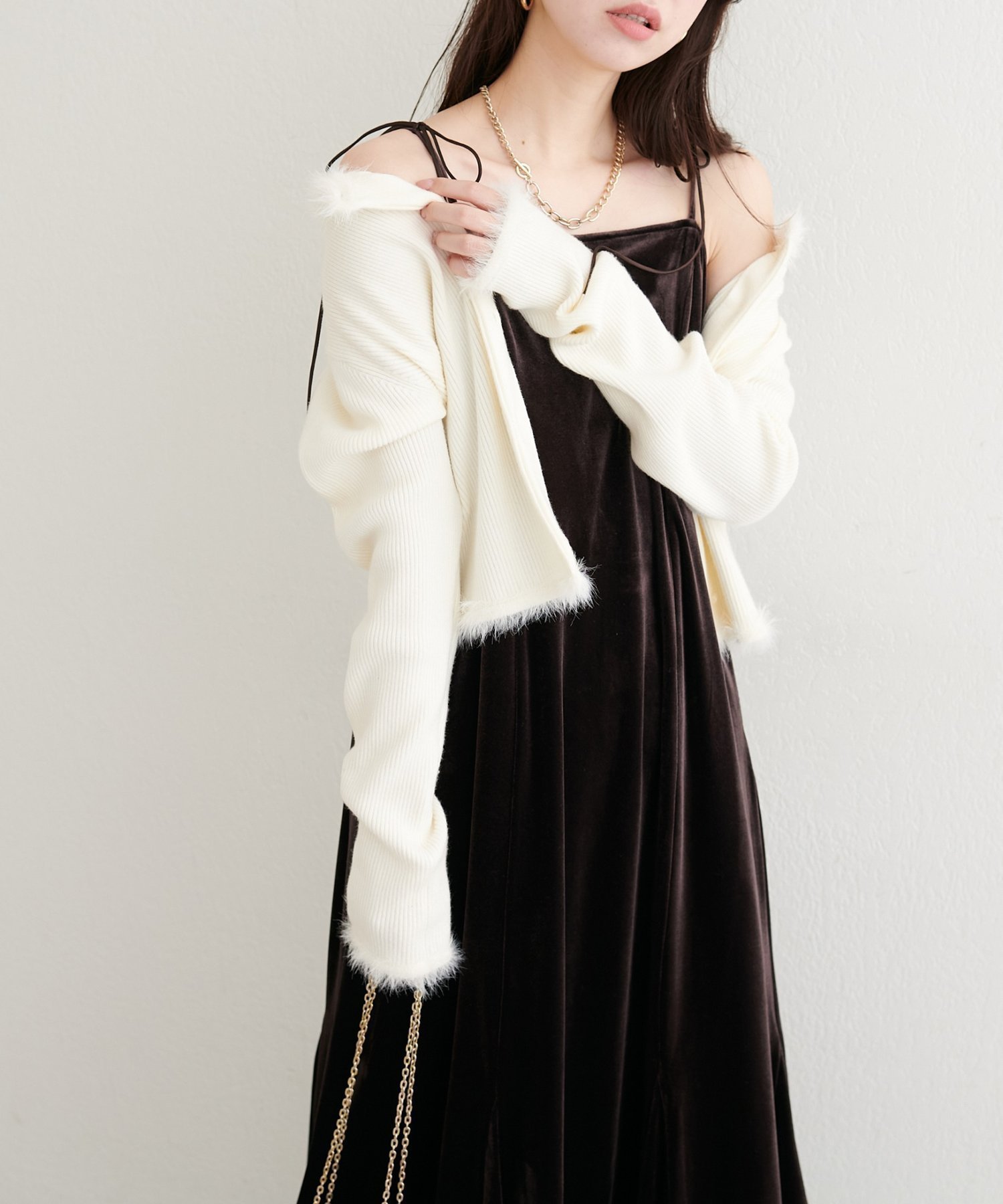 【ナチュラルクチュール/natural couture】のmizu マルチリボンマーメイドワンピース インテリア・キッズ・メンズ・レディースファッション・服の通販 founy(ファニー) 　ファッション　Fashion　レディースファッション　Fashion for Women　ワンピース　Dresses　インナー　Innerwear　カーディガン　Cardigan, Knitwear　キャミワンピース　Cami Dress, Slip Dress　シンプル　Simple, Minimal　スウェット / スエット　Sweatshirt, Sweatwear　ストレッチ　Stretch, Stretchy Fabric　ベロア　Velour, Soft Velvet　マーメイド　Mermaid, Fishtail Silhouette　リボン　Ribbon, Bow　ロング　Long, Long-Length　再入荷　Restock / Back in Stock　おすすめ　Recommended / Our Picks　エレガント 上品　Elegant　2025年　2025　2025-2026秋冬・A/W　Autumn/Winter 2025–26 AW25–26　ブラウン|ID: prp329100004795189 ipo3291000000034791495