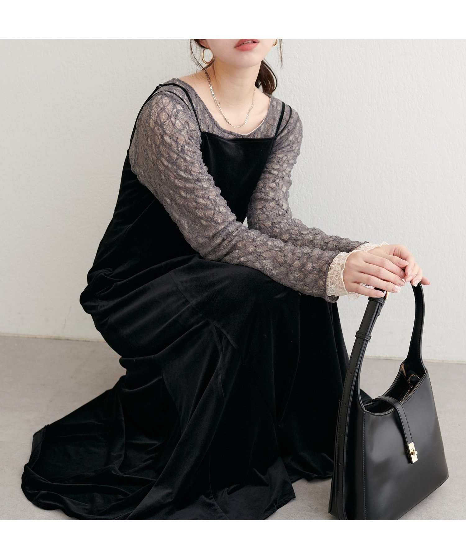 【ナチュラルクチュール/natural couture】のmizu マルチリボンマーメイドワンピース インテリア・キッズ・メンズ・レディースファッション・服の通販 founy(ファニー) 　ファッション　Fashion　レディースファッション　Fashion for Women　ワンピース　Dresses　インナー　Innerwear　カーディガン　Cardigan, Knitwear　キャミワンピース　Cami Dress, Slip Dress　シンプル　Simple, Minimal　スウェット / スエット　Sweatshirt, Sweatwear　ストレッチ　Stretch, Stretchy Fabric　ベロア　Velour, Soft Velvet　マーメイド　Mermaid, Fishtail Silhouette　リボン　Ribbon, Bow　ロング　Long, Long-Length　再入荷　Restock / Back in Stock　おすすめ　Recommended / Our Picks　エレガント 上品　Elegant　2025年　2025　2025-2026秋冬・A/W　Autumn/Winter 2025–26 AW25–26　ブラック|ID: prp329100004795189 ipo3291000000034791499