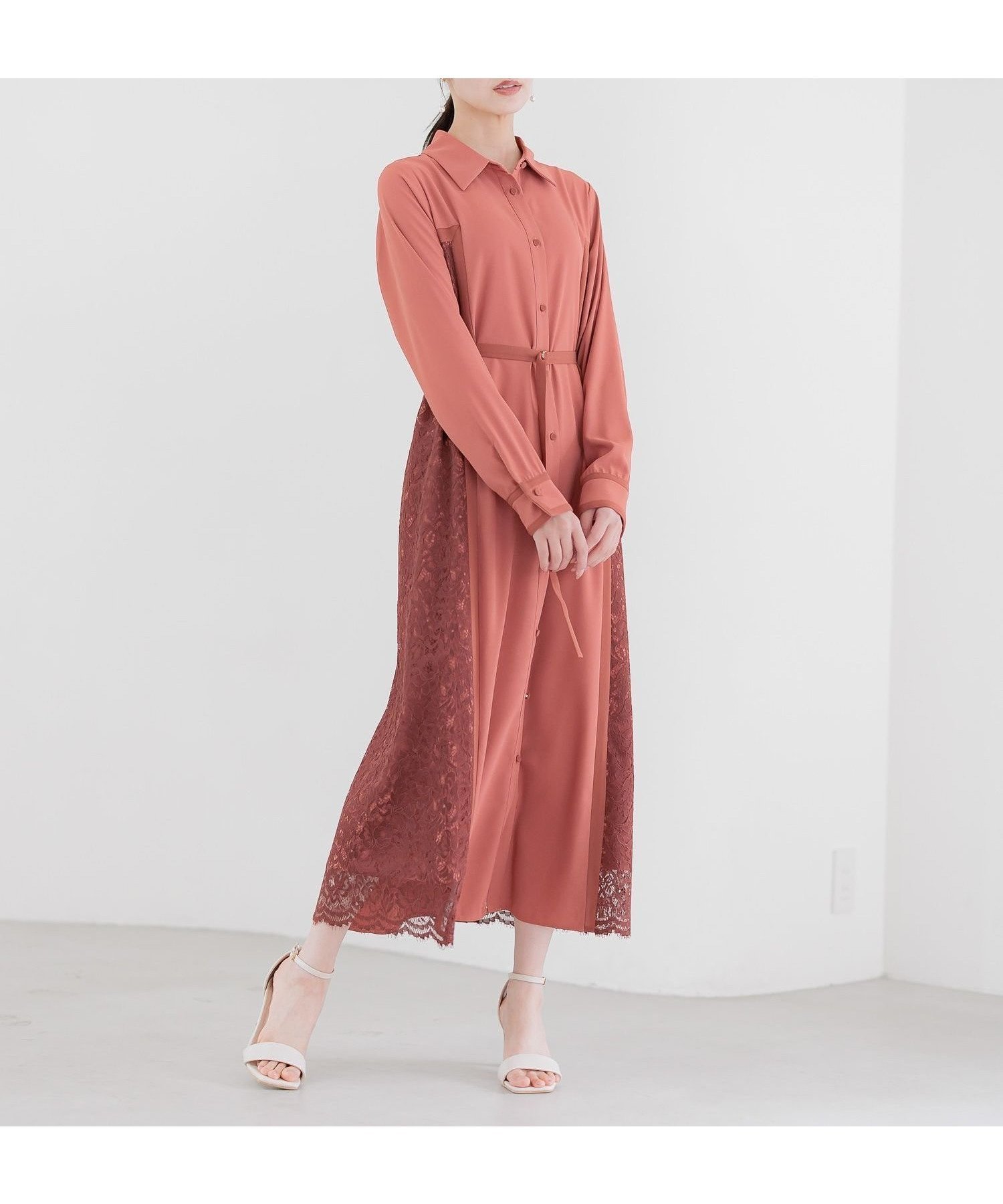 【アンデミュウ/Andemiu】のサイドレースキリカエシャツワンピース インテリア・キッズ・メンズ・レディースファッション・服の通販 founy(ファニー) 　ファッション　Fashion　レディースファッション　Fashion for Women　ワンピース　Dresses　シャツワンピース / 1枚で着映えコーデ　Shirt Dresses　シフォン　Chiffon, Lightweight Fabric　スカラップ　Scallop, Scalloped Edge　フェミニン　Feminine, Girly　レース　Lace, Lace Fabric　オレンジ|ID: prp329100004795196 ipo3291000000035039579