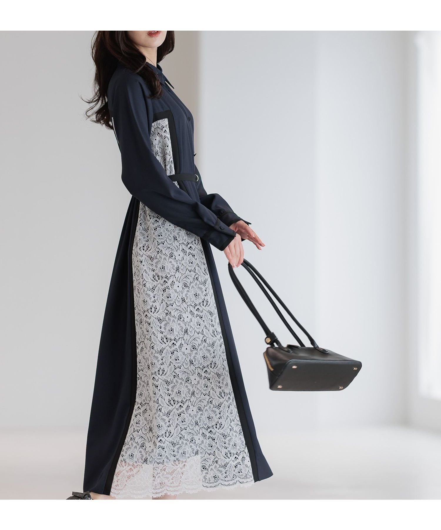 【アンデミュウ/Andemiu】のサイドレースキリカエシャツワンピース インテリア・キッズ・メンズ・レディースファッション・服の通販 founy(ファニー) 　ファッション　Fashion　レディースファッション　Fashion for Women　ワンピース　Dresses　シャツワンピース / 1枚で着映えコーデ　Shirt Dresses　シフォン　Chiffon, Lightweight Fabric　スカラップ　Scallop, Scalloped Edge　フェミニン　Feminine, Girly　レース　Lace, Lace Fabric　ネイビー/グレーレース|ID: prp329100004795196 ipo3291000000035039582