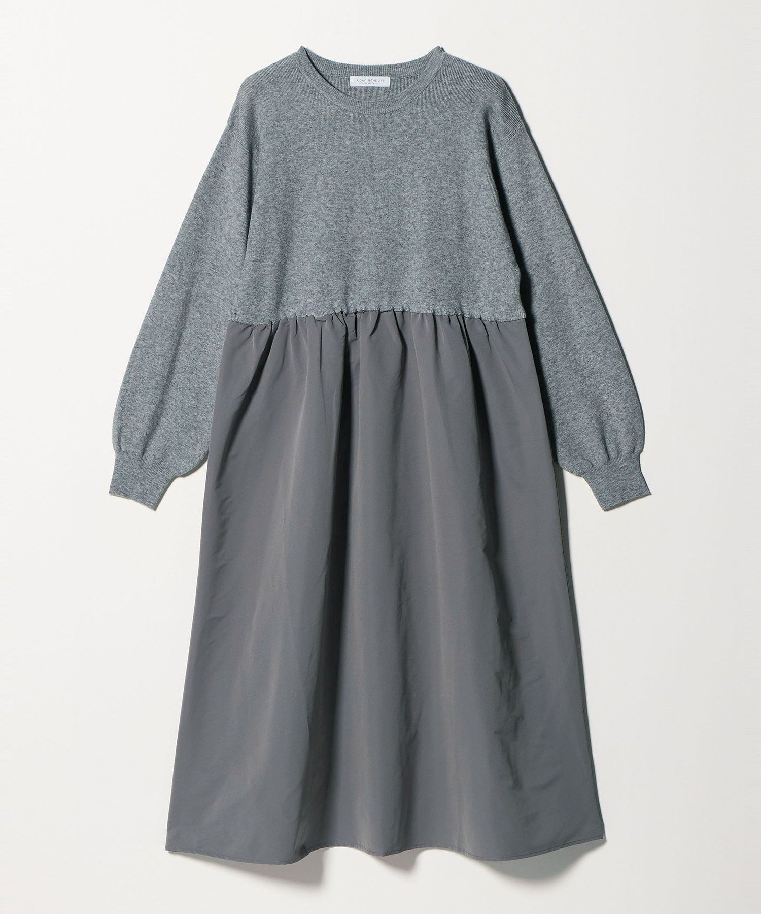 【ユナイテッドアローズ/UNITED ARROWS】のニット*タフタ コンビギャザー ワンピース グレー-ウォッシャブル- A DAY IN THE LIFE インテリア・キッズ・メンズ・レディースファッション・服の通販 founy(ファニー) 　ファッション　Fashion　レディースファッション　Fashion for Women　ワンピース　Dresses　ウォッシャブル　Machine Washable　ギャザー　Gathered, Ruffled　コンビ　Combo, Combination Style　シンプル　Simple, Minimal　スカーフ　Scarf, Neckwear　ストレッチ　Stretch, Stretchy Fabric　スニーカー　Sneakers, Trainers　タフタ　Taffeta, Structured Fabric　トレンド　Trend, Trending Now　ドッキング　Docking, Mixed Material　ネックレス　Necklace, Pendant Necklace　バランス　Balance, Style Balance　アウトレット　Outlet / Clearance　ビジネス 仕事 通勤　Business / Work / Commuting　MD.GRAY|ID: prp329100004795202 ipo3291000000034907895