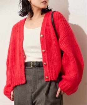 【ジャーナルスタンダード レサージュ/journal standard L'essage】のAMYRIS Vネックカーディガン 人気、トレンドファッション・服の通販 founy(ファニー) ファッション Fashion レディースファッション Fashion for Women トップス・カットソー Cut & Sew Tops カーディガン・羽織り Layered Style Cardigans Vネックトップス V-Neck Tops / V-Cut Neckline Shirts 2025年 2025 2025-2026秋冬・A/W Autumn/Winter 2025–26 AW25–26 カーディガン Cardigan, Knitwear ジャケット Jacket, Outerwear |ID:prp329100004795215