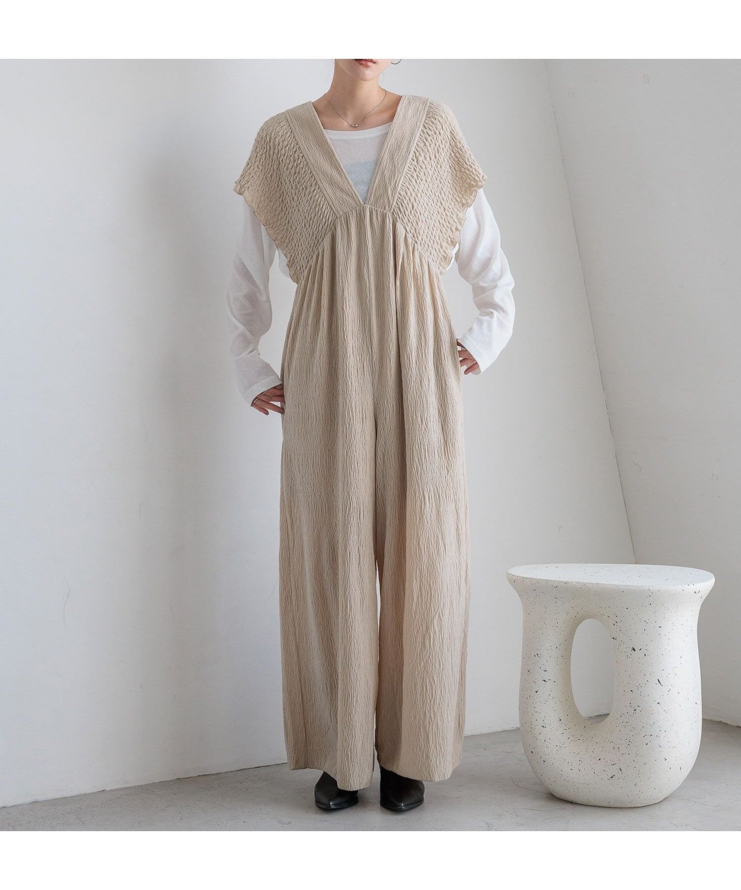 【ローリーズファーム/LOWRYS FARM】のシャーリングベロアサロペ インテリア・キッズ・メンズ・レディースファッション・服の通販 founy(ファニー) ファッション Fashion レディースファッション Fashion for Women トップス・カットソー Cut & Sew Tops ベロアトップス Velour Tops / Velvet-Look Items おすすめ Recommended / Our Picks インナー Innerwear ドレープ Drape, Draping Fabric ベロア Velour, Soft Velvet 秋 Autumn アイボリー08|ID: prp329100004795238 ipo3291000000034791857