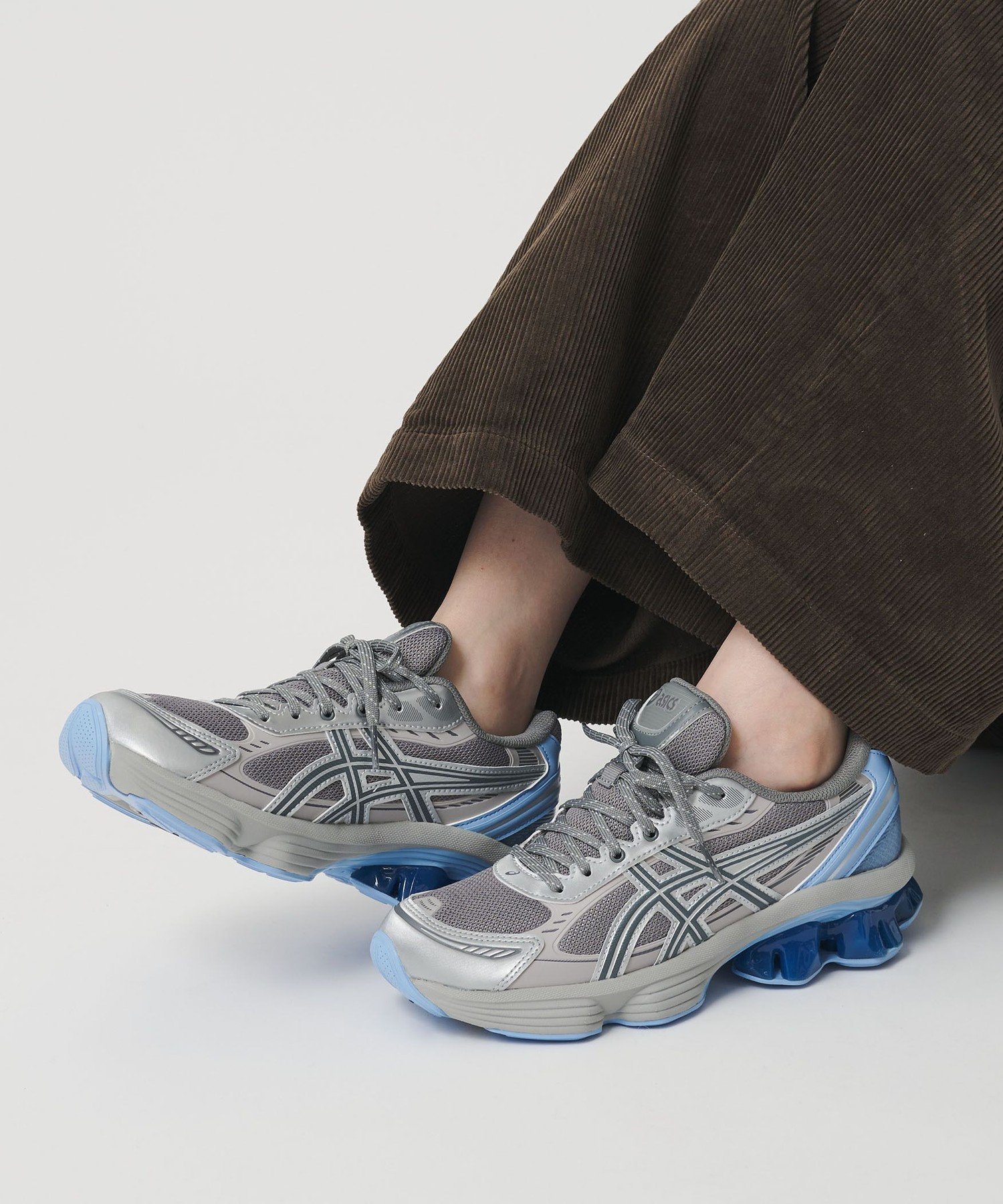 【ビューティ&ユース ユナイテッドアローズ/BEAUTY&YOUTH / UNITED ARROWS】のasics GEL-KINETIC FLUENT/スニーカー インテリア・キッズ・メンズ・レディースファッション・服の通販 founy(ファニー) ファッション Fashion レディースファッション Fashion for Women シューズ Shoes, Footwear スタイリッシュ Stylish, Fashionable スニーカー Sneakers, Trainers スポーツ Sports, Activewear モダン Modern, Contemporary ランニング Running, Running Wear, Activewear, Jogging MD.GRAY|ID: prp329100004795240 ipo3291000000034879054