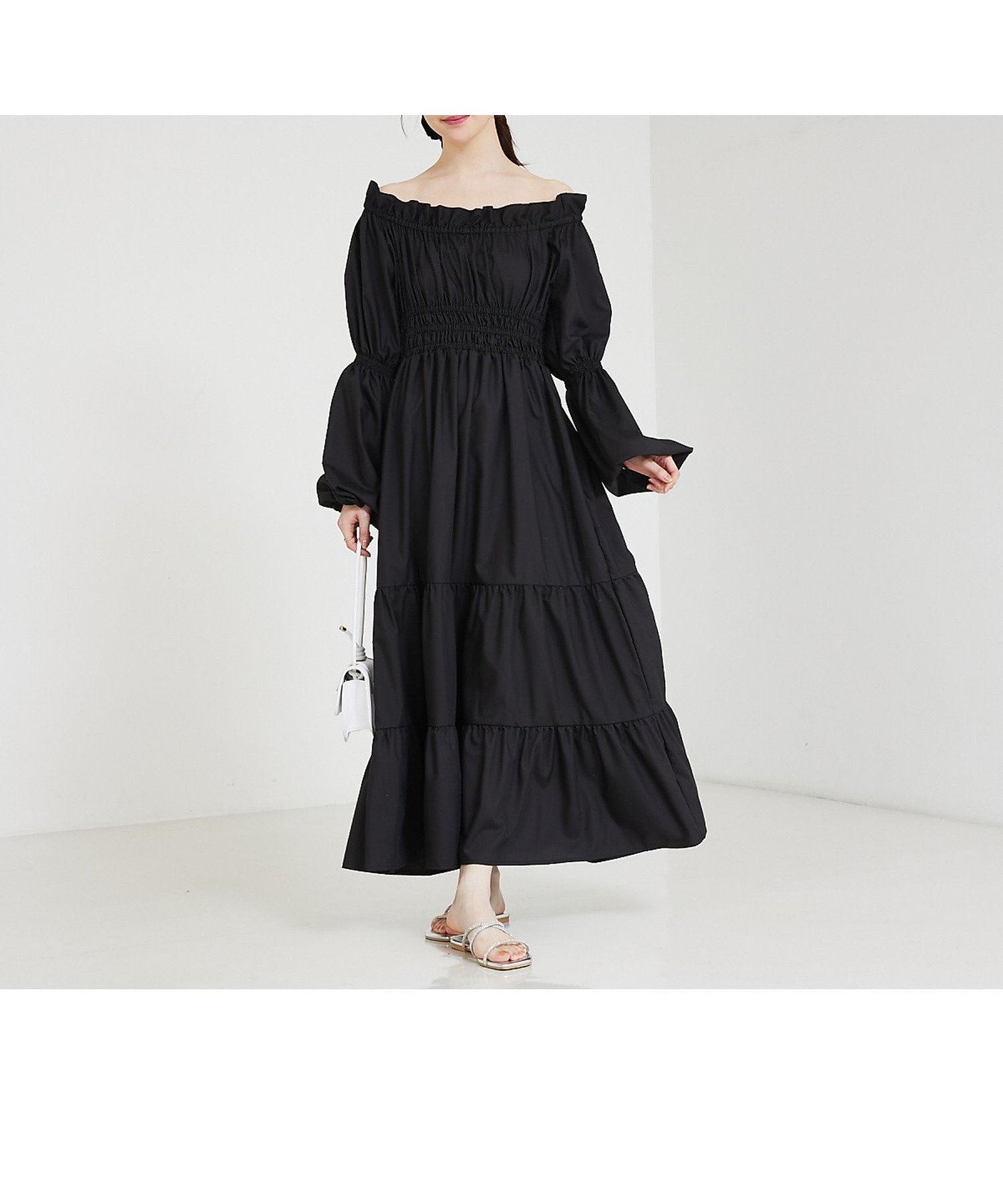 【セルフィスト/SELFIST】の2wayオフショルティアードワンピース インテリア・キッズ・メンズ・レディースファッション・服の通販 founy(ファニー) ファッション Fashion レディースファッション Fashion for Women ワンピース Dresses おすすめ Recommended / Our Picks ガーリー Girly, Feminine Style キャップ Cap, Baseball Cap スニーカー Sneakers, Trainers ティアードワンピース Tiered Dress, Flared Dress バルーン Balloon, Balloon Silhouette フリル Frill, Ruffle ブラック|ID: prp329100004795272 ipo3291000000034843660