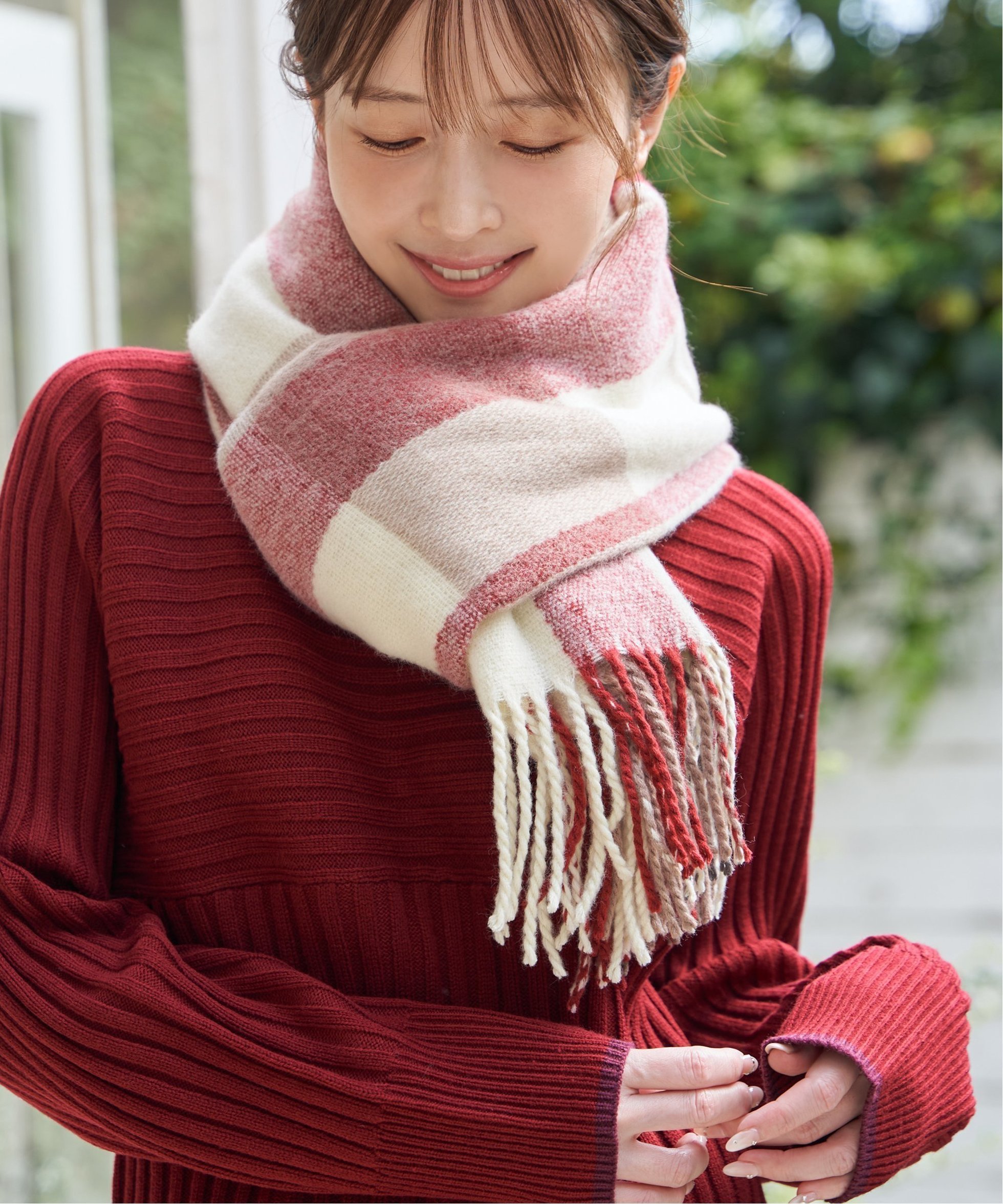 【イッカ/ikka】のウォッシャブルマルチチェックマフラー インテリア・キッズ・メンズ・レディースファッション・服の通販 founy(ファニー) 　ファッション　Fashion　レディースファッション　Fashion for Women　マフラー・スヌード / 冬小物の定番　Scarves & Mufflers　アクリル　Acrylic Material　チェック　Check, Plaid, Tartan　トレンド　Trend, Trending Now　マフラー　Scarf, Muffler　定番　Standard, Basic Item　レッド|ID: prp329100004795375 ipo3291000000034792577