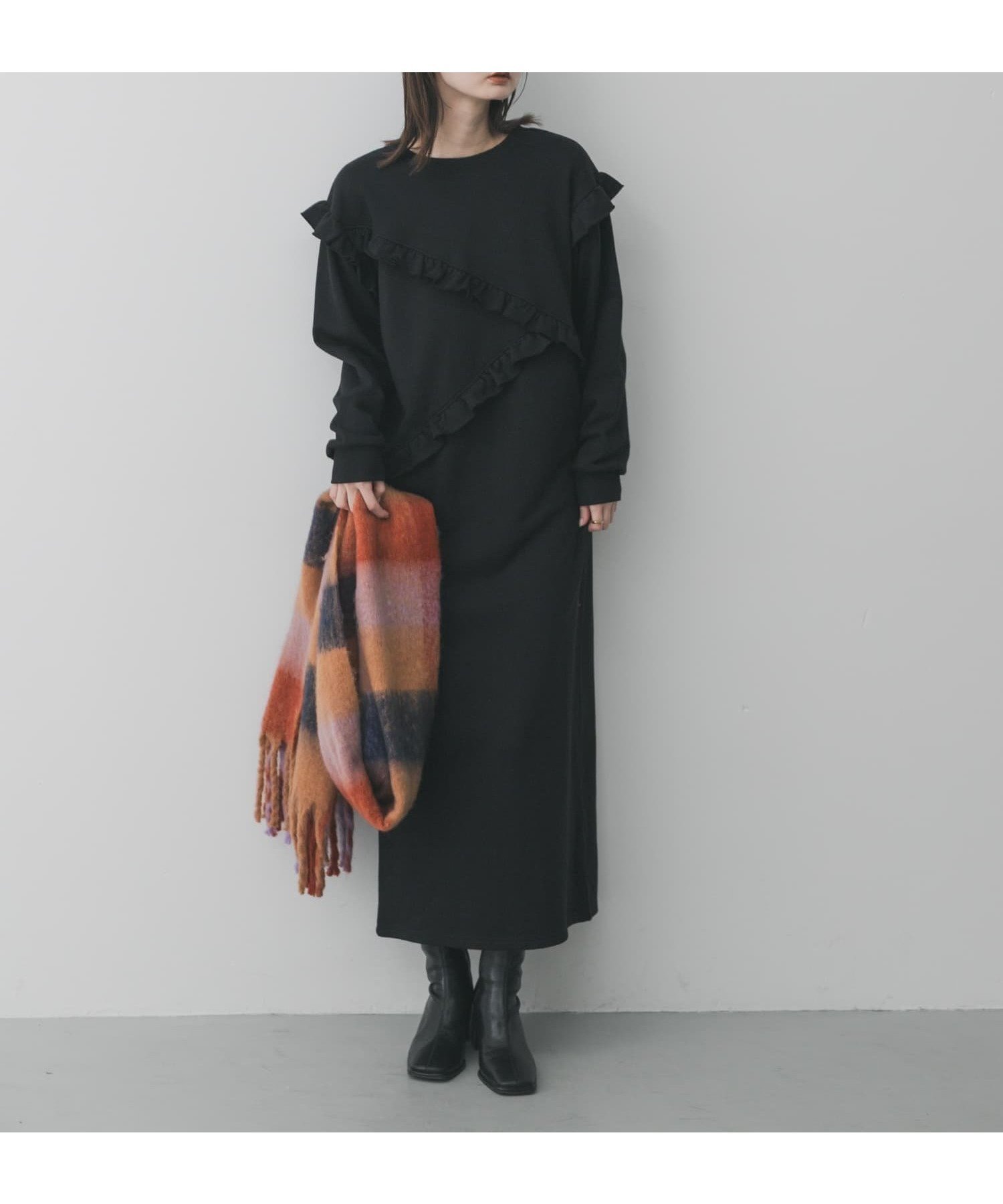 【センスオブプレイス/SENSE OF PLACE by URBAN RESEARCH】のフリルカットワンピース インテリア・キッズ・メンズ・レディースファッション・服の通販 founy(ファニー) ファッション Fashion レディースファッション Fashion for Women ワンピース Dresses 2026年 2026 おすすめ Recommended / Our Picks アシンメトリー Asymmetrical Style カットソー Cut and Sewn Top シンプル Simple, Minimal スニーカー Sneakers, Trainers トレンド Trend, Trending Now フリル Frill, Ruffle ミックス Mix, Mixed Style 夏 Summer S/S・春夏 SS, Spring/Summer, Warm Season 楽ちん Easy Fit, Comfortable ブラック|ID: prp329100004795377 ipo3291000000034844148