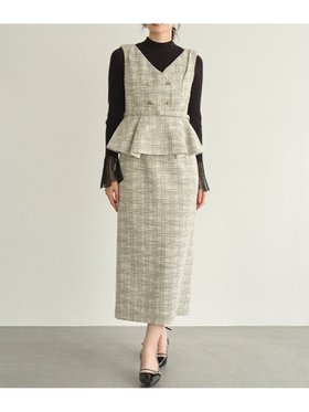 【リリーブラウン/Lily Brown】のダブル釦ツイードペプラムワンピース 人気、トレンドファッション・服の通販 founy(ファニー) ファッション Fashion レディースファッション Fashion for Women ワンピース Dresses カッティング Cutting Detail クラシカル Classical, Vintage-Inspired スマート Smart, Elegant ダブル Double, Double-Breasted ツイード/ツィード Choker, Choker Necklace フロント Front, Front Design ペプラム Peplum, Flared Hem 人気 Popular, Best Seller 今季 This Season, Current Season |ID:prp329100004795409