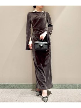 【スナイデル/SNIDEL】のフロッキーベロアドレープドレス 人気、トレンドファッション・服の通販 founy(ファニー) ファッション Fashion レディースファッション Fashion for Women トップス・カットソー Cut & Sew Tops ベロアトップス Velour Tops / Velvet-Look Items ワンピース Dresses フォーマル・パーティードレス・結婚式用ドレス Elegant & Casual Dresses エレガント 上品 Elegant 今季 This Season, Current Season ストレート Straight, Straight Cut スマート Smart, Elegant スリット Slit, Slit Detail トレンド Trend, Trending Now ドレス Dress, One-Piece ドレープ Drape, Draping Fabric A/W・秋冬 Autumn/Winter おすすめ Recommended / Our Picks |ID:prp329100004795421