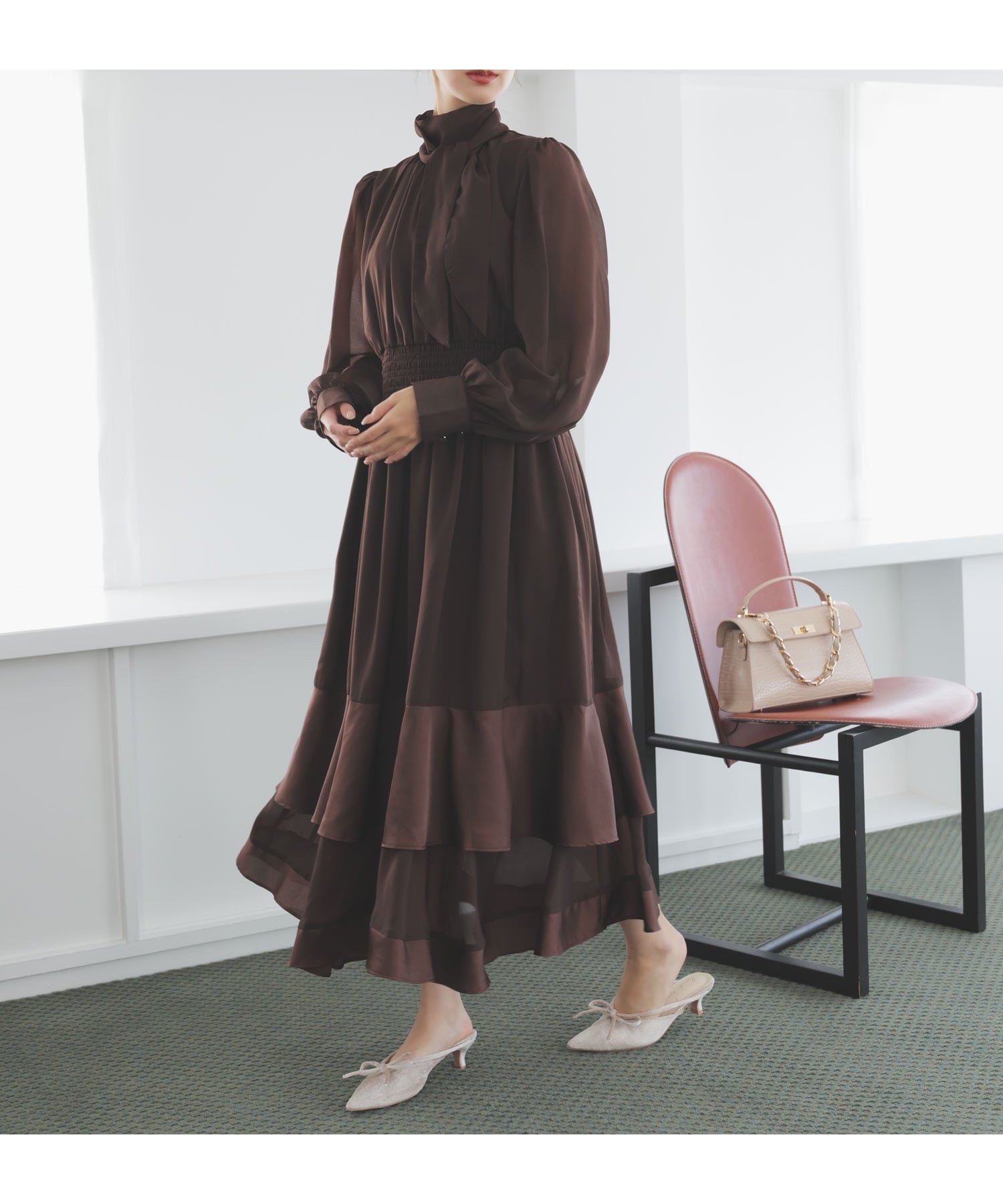 【ノエラ/Noela】のシアーサテンコンビワンピース インテリア・キッズ・メンズ・レディースファッション・服の通販 founy(ファニー) ファッション Fashion レディースファッション Fashion for Women ワンピース Dresses サテン Satin, Glossy Fabric シアー Sheer, See-Through ポケット Pocket, Pocket Detail エレガント 上品 Elegant チャ|ID: prp329100004795444 ipo3291000000034792972