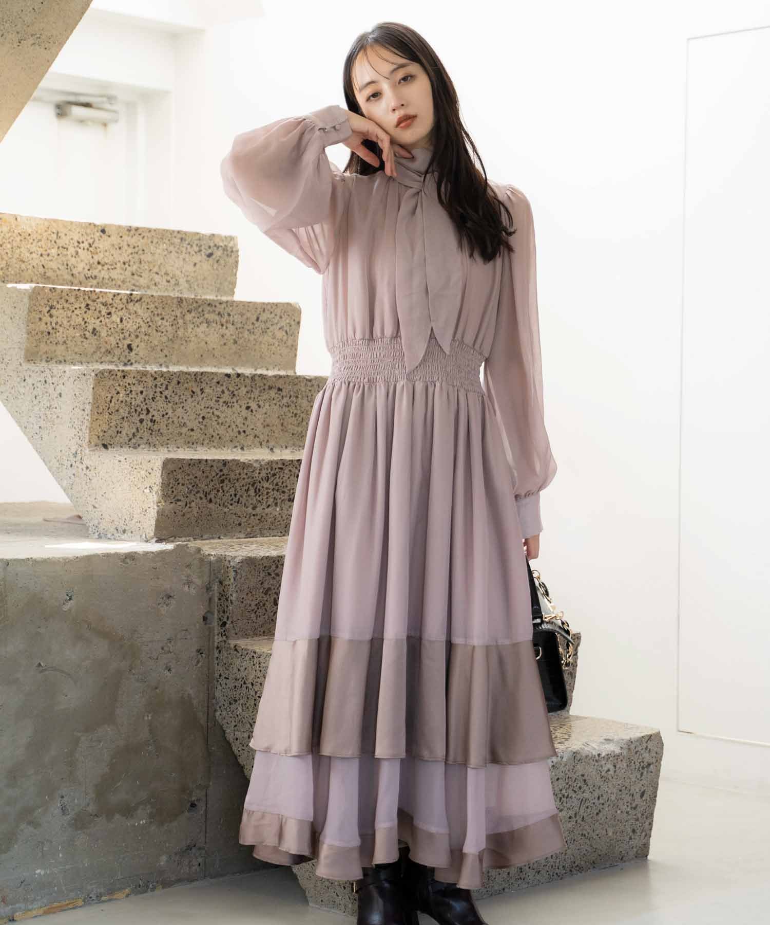 【ノエラ/Noela】のシアーサテンコンビワンピース インテリア・キッズ・メンズ・レディースファッション・服の通販 founy(ファニー) ファッション Fashion レディースファッション Fashion for Women ワンピース Dresses サテン Satin, Glossy Fabric シアー Sheer, See-Through ポケット Pocket, Pocket Detail エレガント 上品 Elegant ベージュ|ID: prp329100004795444 ipo3291000000034792974