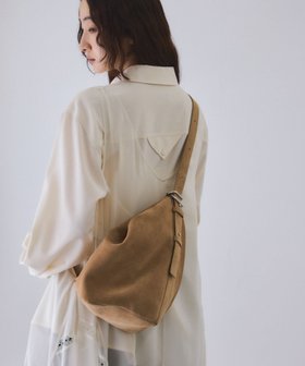 【アダム エ ロペ/ADAM ET ROPE'】のスプリットレザーワンショルダー2WAYバッグ 人気、トレンドファッション・服の通販 founy(ファニー) ファッション Fashion レディースファッション Fashion for Women バッグ Bags ショルダー Shoulder, Shoulder Strap スマート Smart, Elegant 財布 Wallet, Purse トレンド Trend, Trending Now なめらか Smooth, Silky Texture ポケット Pocket, Pocket Detail ミドル Middle Length, Mid Height おすすめ Recommended / Our Picks |ID:prp329100004795464