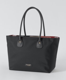 【ブルーレーベル クレストブリッジ/BLUE LABEL CRESTBRIDGE】のパーシャルクレストブリッジチェックナイロントート 人気、トレンドファッション・服の通販 founy(ファニー) ファッション Fashion レディースファッション Fashion for Women バッグ Bags バランス Balance, Style Balance ポケット Pocket, Pocket Detail ミドル Middle Length, Mid Height エレガント 上品 Elegant 旅行 Travel |ID:prp329100004795470