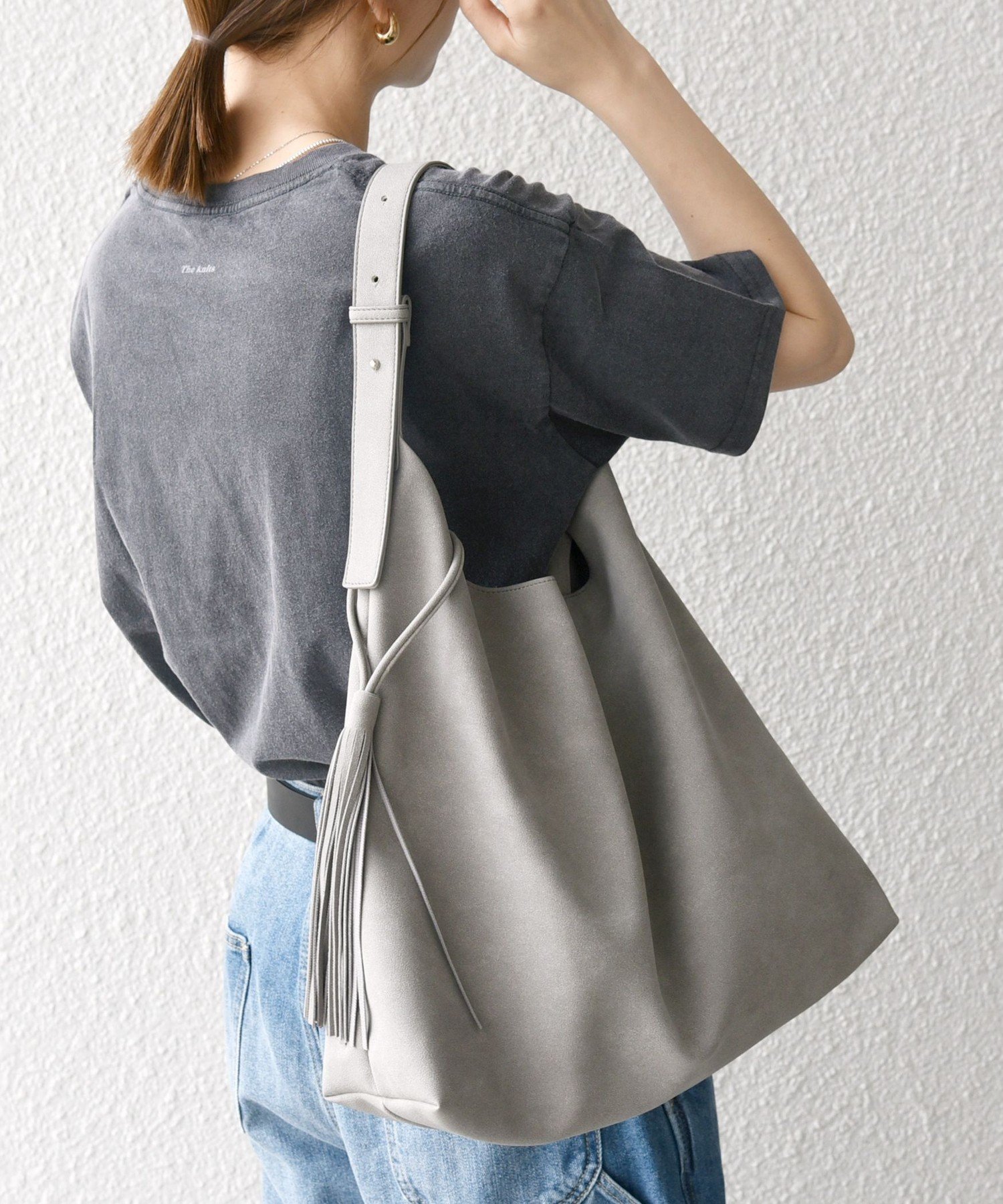 【シップス フォー ウィメン/SHIPS】の《追加 》SHIPS any A4 タッセル ワンショルダー バッグ 人気、トレンドファッション・服の通販 founy(ファニー) ファッション Fashion レディースファッション Fashion for Women バッグ Bags 2025年 2025 2025-2026秋冬・A/W Autumn/Winter 2025–26 AW25–26 ショルダー Shoulder, Shoulder Strap シンプル Simple, Minimal タッセル Tassel, Fringe ワイド Wide, Wide Fit ビジネス 仕事 通勤 Business / Work / Commuting other-1|ID: prp329100004795488 ipo3291000000034793211