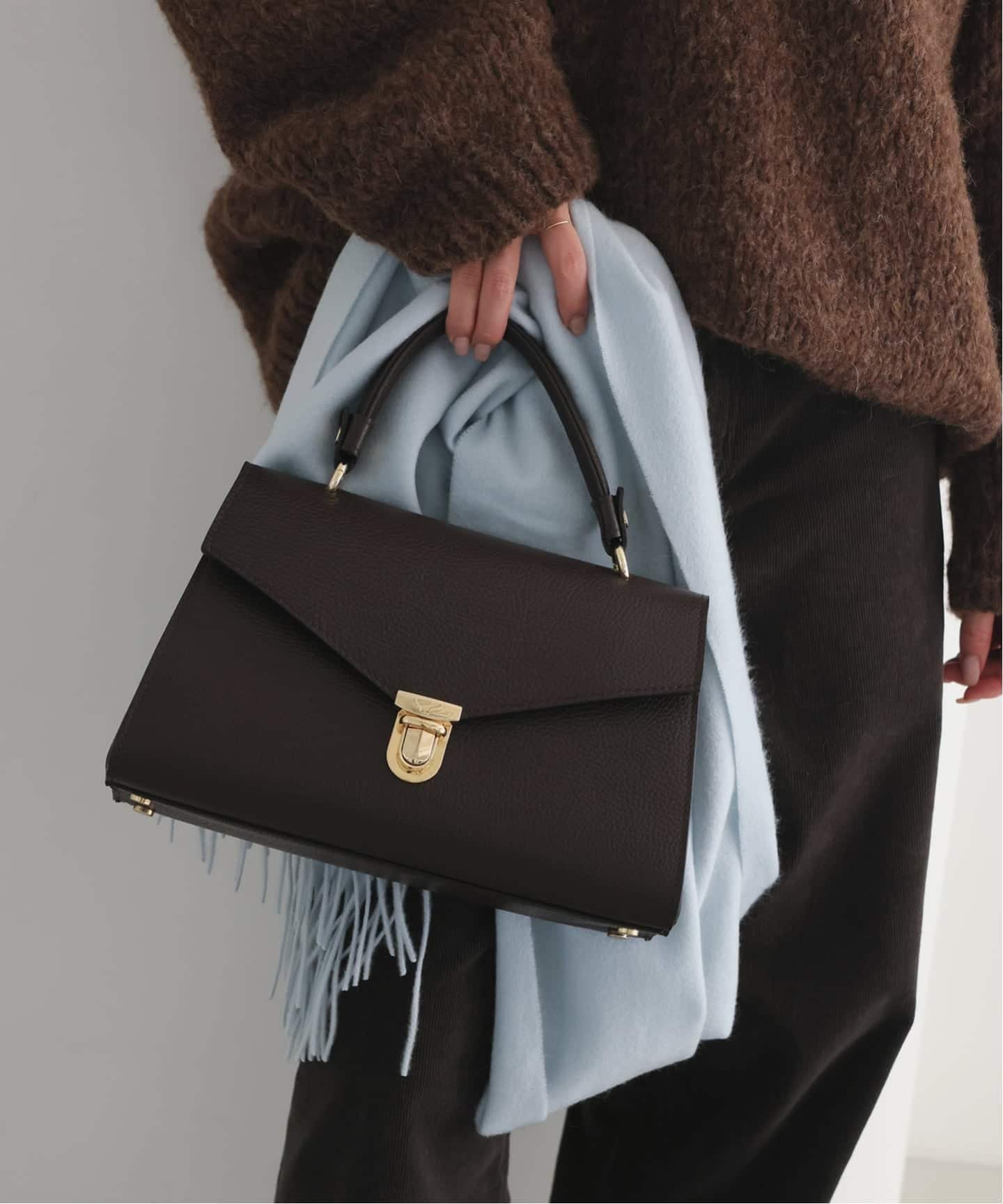 【スローブ イエナ/SLOBE IENA】のMARCO BIANCHINI/マルコビアンキーニ SLOBE別注 レザーコンビフラップBAG インテリア・キッズ・メンズ・レディースファッション・服の通販 founy(ファニー) ファッション Fashion レディースファッション Fashion for Women バッグ Bags イタリア Italy スマート Smart, Elegant トレンド Trend, Trending Now フェミニン Feminine, Girly ベーシック Basic, Essential ミックス Mix, Mixed Style 別注 Limited Edition, Custom Order ブラウン|ID: prp329100004795519 ipo3291000000034793400