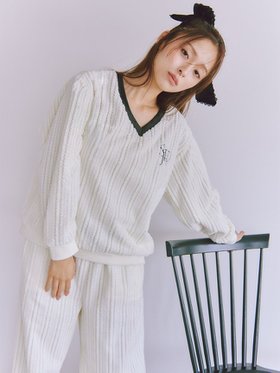 【スナイデル ホーム/SNIDEL HOME】のボアフリースセット 人気、トレンドファッション・服の通販 founy(ファニー) ファッション Fashion レディースファッション Fashion for Women おすすめ Recommended / Our Picks ギフト プレゼント Gift / Present スウェット / スエット Sweatshirt, Sweatwear ストレート Straight, Straight Cut スマート Smart, Elegant セットアップ Set-Up, Coordinated Outfit ベロア Velour, Soft Velvet ポケット Pocket, Pocket Detail モコモコ Fuzzy, Fluffy ロング Long, Long-Length |ID:prp329100004795591