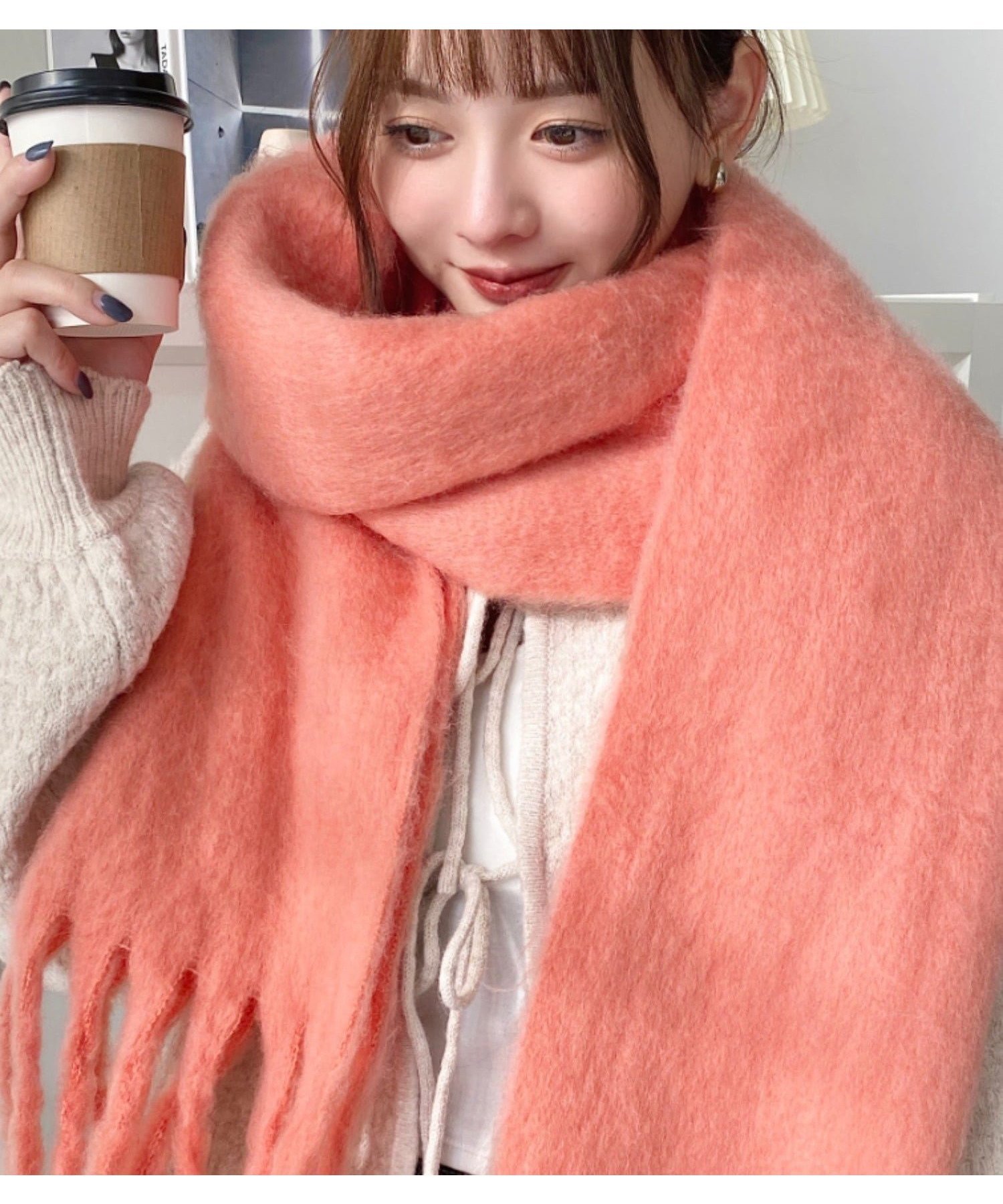 【モーメントプラス/moment+ / MEN】のボリュームフリンジマフラー インテリア・キッズ・メンズ・レディースファッション・服の通販 founy(ファニー) ファッション Fashion メンズファッション Fashion for Men ストール Stole, Wrap トレンド Trend, Trending Now なめらか Smooth, Silky Texture パステル Pastel, Soft Color ベーシック Basic, Essential 防寒 Cold Protection, Winter-Ready 冬 Winter / This Winter 再入荷 Restock / Back in Stock プチプライス・低価格 Affordable / Budget Price おすすめ Recommended / Our Picks サーモンピンク|ID: prp329100004795598 ipo3291000000034793778