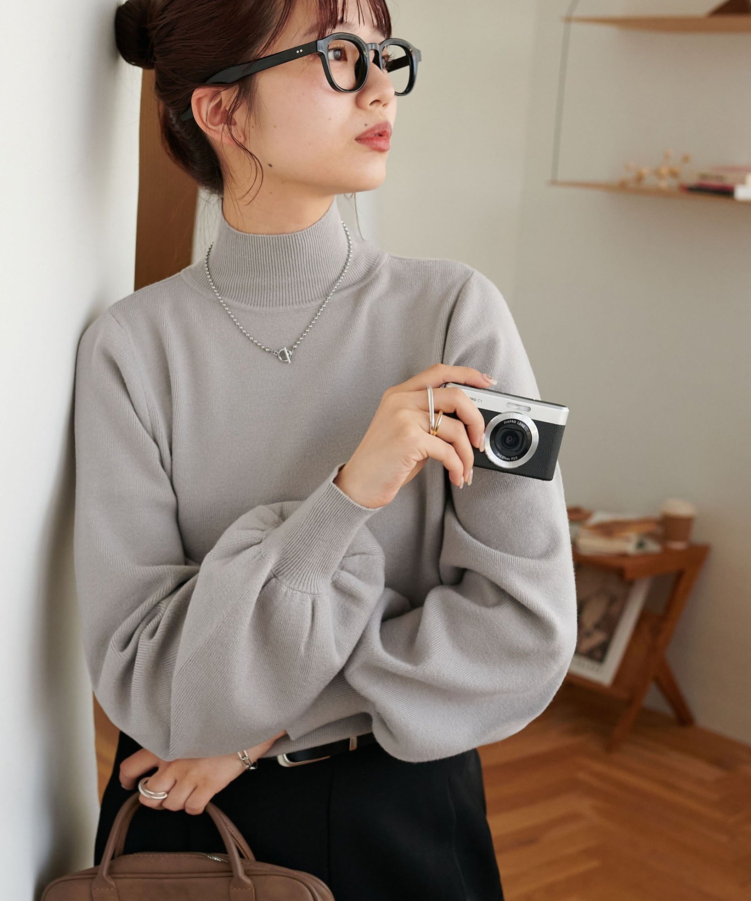 【ディスコート/Discoat】の【オンオフ問わない!/WEB限定】ハイネックニット インテリア・キッズ・メンズ・レディースファッション・服の通販 founy(ファニー) 　ファッション　Fashion　レディースファッション　Fashion for Women　トップス・カットソー　Cut & Sew Tops　ニット　Knit Tops & Sweaters　おすすめ　Recommended / Our Picks　シンプル　Simple, Minimal　ジャケット　Jacket, Outerwear　スラックス　Slacks, Dress Pants　スリーブ　Sleeve, Long Sleeve / Short Sleeve　デニム　Denim, Jeans Material　ハイネック　High Neck, Mock Neck　エレガント 上品　Elegant　グレー|ID: prp329100004795599 ipo3291000000034793793