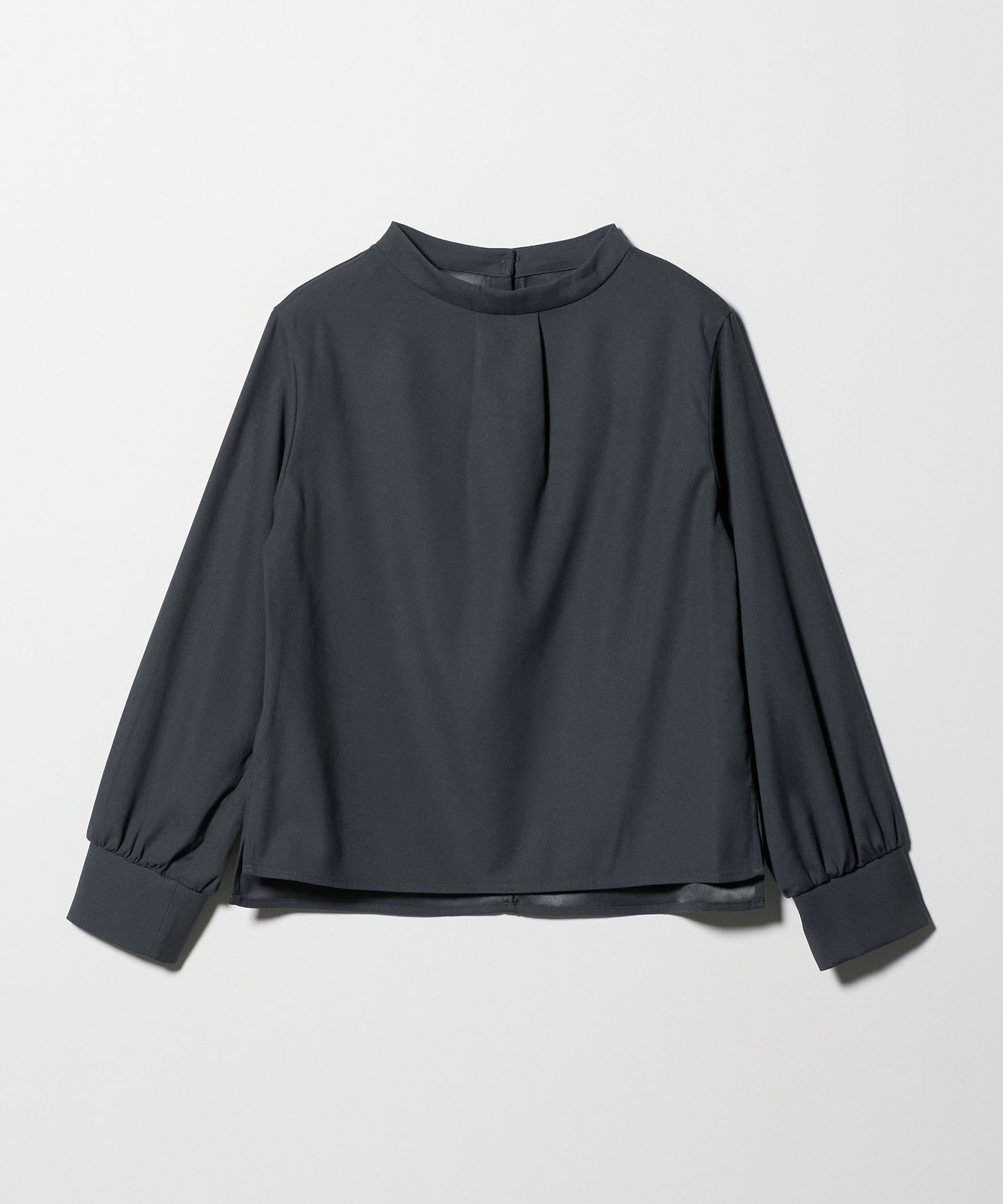 【ユナイテッドアローズ/UNITED ARROWS】のパウダリー バックボタン ブラウス A DAY IN THE LIFE インテリア・キッズ・メンズ・レディースファッション・服の通販 founy(ファニー) 　ファッション　Fashion　レディースファッション　Fashion for Women　トップス・カットソー　Cut & Sew Tops　シャツ・ブラウス・オフィスカジュアル　Elegant Blouses & Button-Ups　バッグ　Bags　ギャザー　Gathered, Ruffled　フェミニン　Feminine, Girly　フォルム　Silhouette, Form　フレア　Flare, Flared　ボトルネック　Bottle Neck, Mock Neck　メタル　Metal, Metal Parts　A/W・秋冬　Autumn/Winter　アウトレット　Outlet / Clearance　おすすめ　Recommended / Our Picks　エレガント 上品　Elegant　セレモニー　Ceremony　ビジネス 仕事 通勤　Business / Work / Commuting　DK.GRAY|ID: prp329100004795629 ipo3291000000034793961