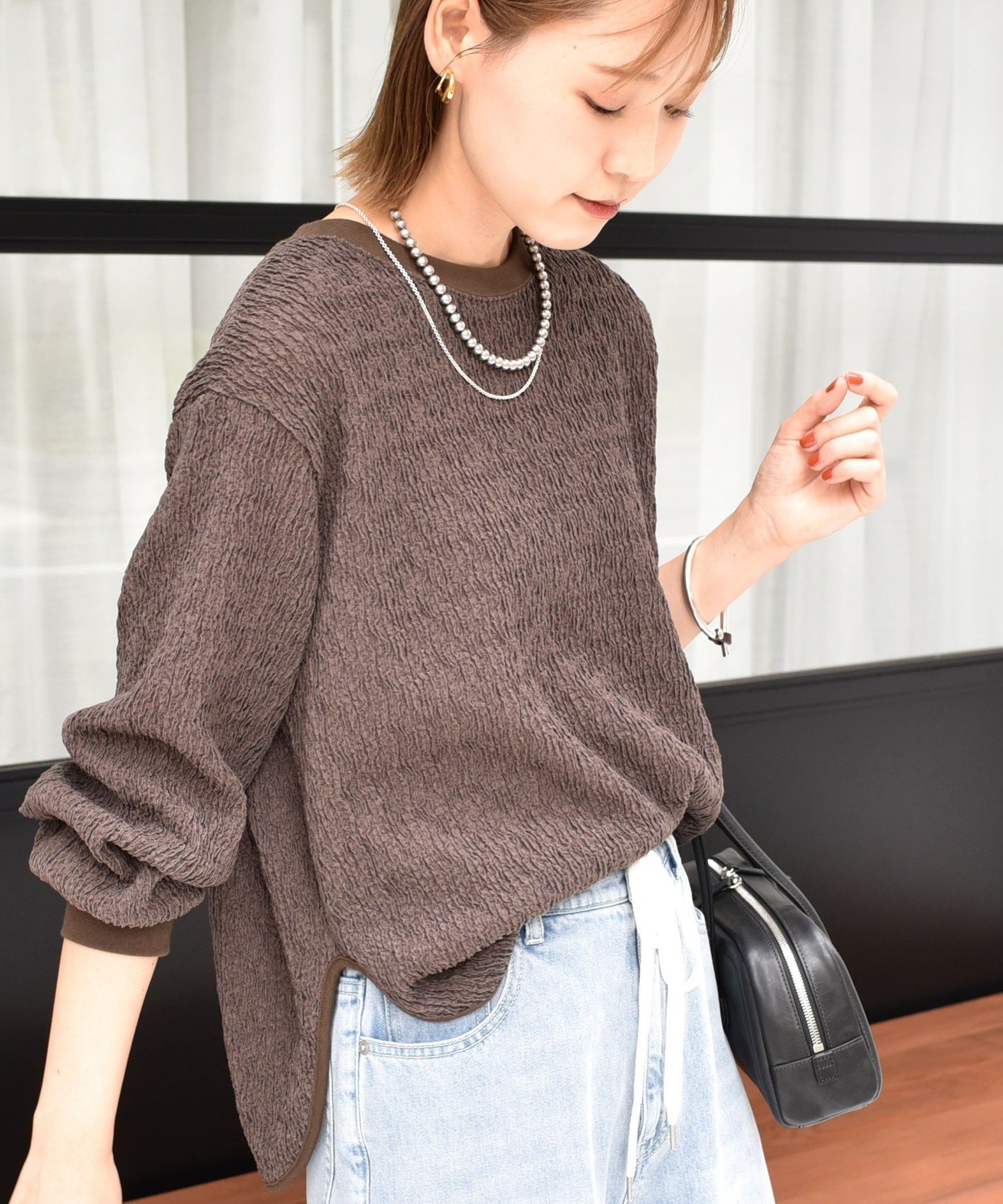 【シップス フォー ウィメン/SHIPS】の手洗い可能 ランダムブルーゼ ロングスリーブ プルオーバー インテリア・キッズ・メンズ・レディースファッション・服の通販 founy(ファニー) ファッション Fashion レディースファッション Fashion for Women トップス・カットソー Cut & Sew Tops カジュアルプルオーバー・ニットトップス Pullovers & Knit Tops / Casual Pullovers シアー Sheer, See-Through シンプル Simple, Minimal スリーブ Sleeve, Long Sleeve / Short Sleeve デニム Denim, Jeans Material 長袖 Long Sleeve, Full Sleeve フェミニン Feminine, Girly ポケット Pocket, Pocket Detail ラウンド Round, Round Neck ロング Long, Long-Length おすすめ Recommended / Our Picks 2025年 2025 2025-2026秋冬・A/W Autumn/Winter 2025–26 AW25–26 ブラウン系|ID: prp329100004795790 ipo3291000000034794811