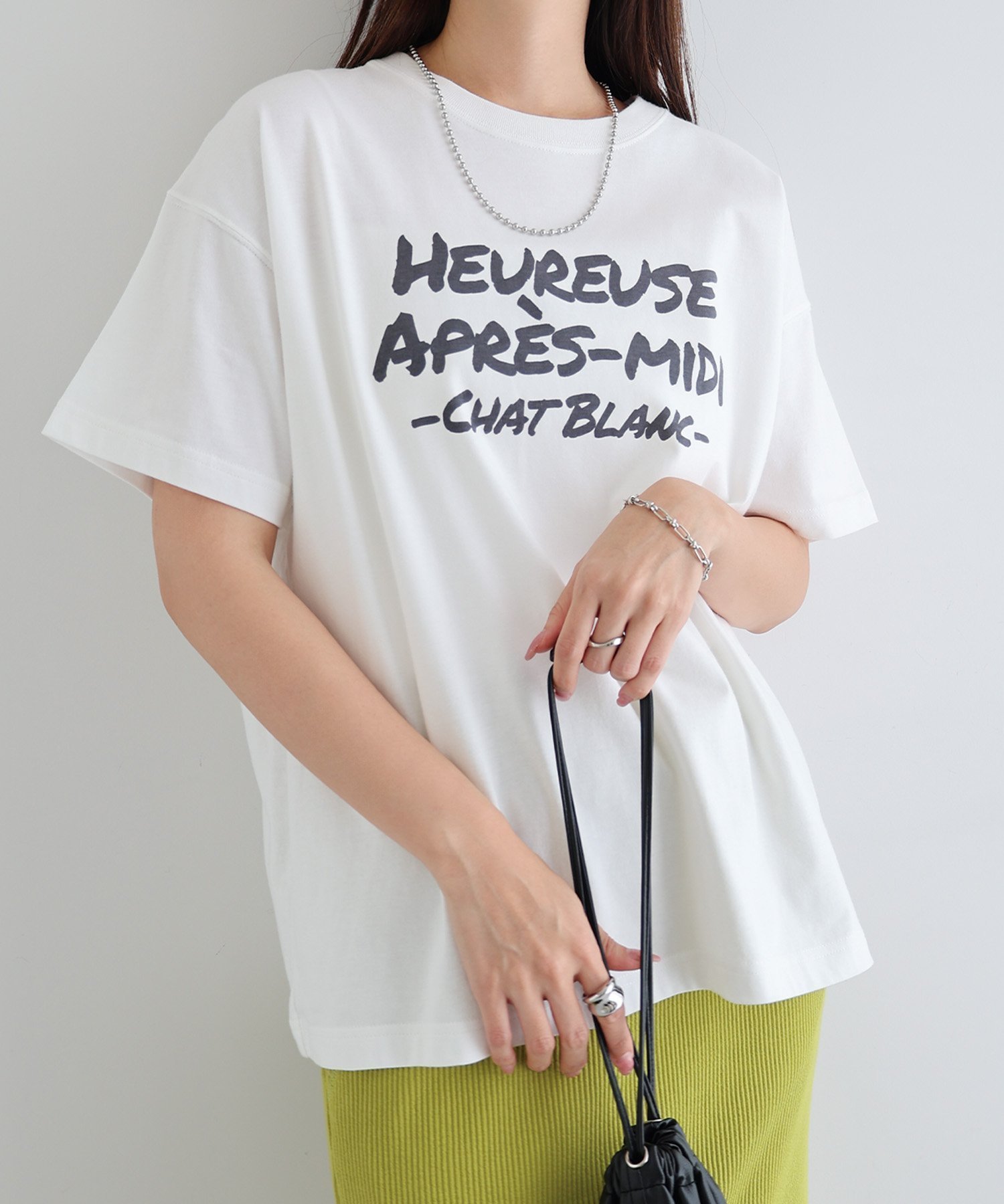 【アンドミー/andme】のメッセージ ロゴ プリント 半袖 Tシャツ インテリア・キッズ・メンズ・レディースファッション・服の通販 founy(ファニー) 　ファッション　Fashion　レディースファッション　Fashion for Women　トップス・カットソー　Cut & Sew Tops　シャツ・ブラウス・オフィスカジュアル　Elegant Blouses & Button-Ups　ロングTシャツ・Tシャツ　Longline T-Shirts & Tees　人気　Popular, Best Seller　プリント　Print, Printed Pattern　半袖　Short Sleeve, Half Sleeve　ラバー　Rubber, Rubber Sole　おすすめ　Recommended / Our Picks　オフホワイト×チャコール|ID: prp329100004795880 ipo3291000000034795231