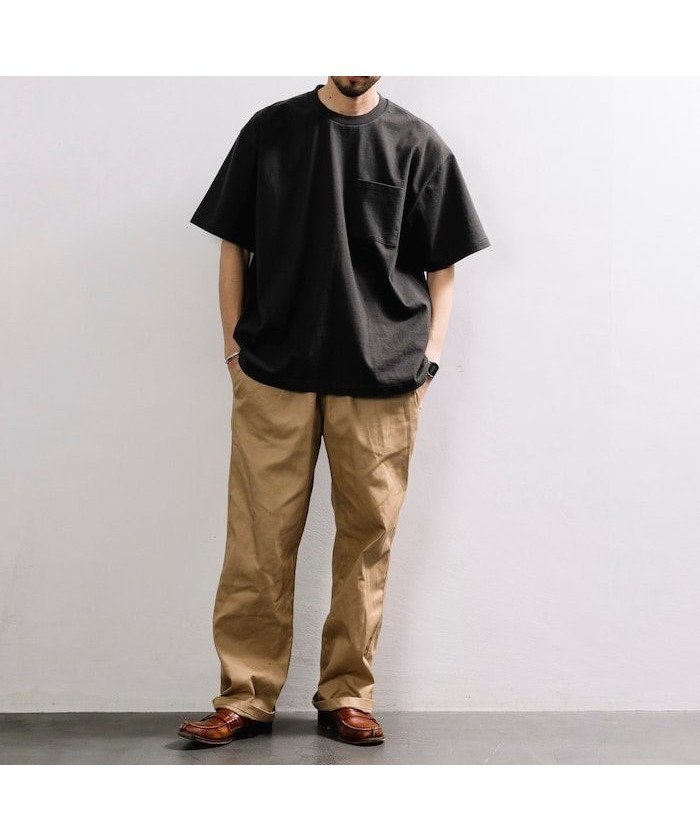 【フリークスストア/FREAK'S STORE】のHEAVY WEIGHT / ヘビーウェイト ショートスリーブクルーネック ポケットTシャツ 25SS インテリア・キッズ・メンズ・レディースファッション・服の通販 founy(ファニー) 　ファッション　Fashion　レディースファッション　Fashion for Women　トップス・カットソー　Cut & Sew Tops　シャツ・ブラウス・オフィスカジュアル　Elegant Blouses & Button-Ups　ロングTシャツ・Tシャツ　Longline T-Shirts & Tees　インナー　Innerwear　カーゴパンツ　Cargo Pants, Utility Pants　ショーツ　Shorts, Short Pants　ダメージ　Distressed, Destroyed　デニム　Denim, Jeans Material　トレンド　Trend, Trending Now　定番　Standard, Basic Item　人気　Popular, Best Seller　フィット　Fit, Slim Fit　ボトム　Bottoms, Lower Wear　ポケット　Pocket, Pocket Detail　リラックス　Relax, Relaxed Fit　レギュラー　Regular, Standard Fit　ワイド　Wide, Wide Fit　S/S・春夏　SS, Spring/Summer, Warm Season　おすすめ　Recommended / Our Picks　夏　Summer　2025年　2025　2025春夏・S/S　Spring/Summer 2025 SS25　チャコールグレー|ID: prp329100004795890 ipo3291000000034795296