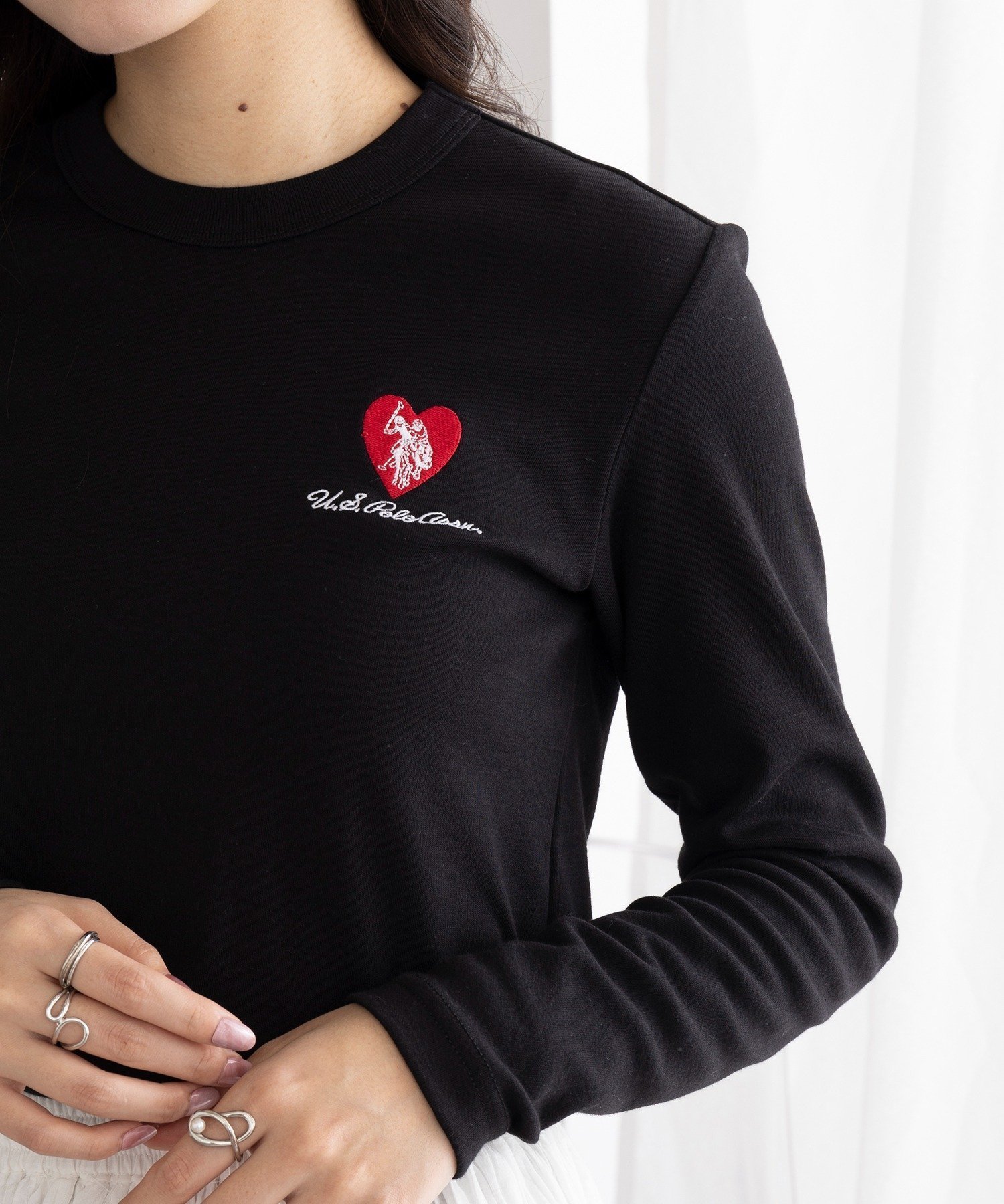 【セットアップセブン/SETUP7】のU.S. POLO ASSN./ビューティースムースハート刺繍長袖Tシャツ ロンT ポロ インテリア・キッズ・メンズ・レディースファッション・服の通販 founy(ファニー) 　ファッション　Fashion　レディースファッション　Fashion for Women　トップス・カットソー　Cut & Sew Tops　シャツ・ブラウス・オフィスカジュアル　Elegant Blouses & Button-Ups　ロングTシャツ・Tシャツ　Longline T-Shirts & Tees　インナー　Innerwear　ガーリー　Girly, Feminine Style　キャップ　Cap, Baseball Cap　ショート　Short, Short Length　シンプル　Simple, Minimal　ジャケット　Jacket, Outerwear　スポーツ　Sports, Activewear　デニム　Denim, Jeans Material　定番　Standard, Basic Item　なめらか　Smooth, Silky Texture　長袖　Long Sleeve, Full Sleeve　フェミニン　Feminine, Girly　プリーツ　Pleats, Pleated　再入荷　Restock / Back in Stock　エレガント 上品　Elegant　BLK|ID: prp329100004795896 ipo3291000000034795326