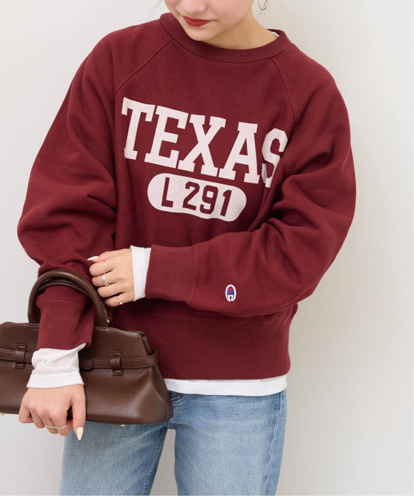 【ジャーナルスタンダード レリューム/JOURNAL STANDARD relume】の別注【Champion/チャンピオン】RW 11.5oz C/N スウェット インテリア・キッズ・メンズ・レディースファッション・服の通販 founy(ファニー) 　ファッション　Fashion　レディースファッション　Fashion for Women　トップス・カットソー　Cut & Sew Tops　レディースパーカー・カジュアルフーディー　Casual Hoodies & Sweatshirts　スウェット・クルーネックトップス　Sweatshirts & Crewnecks / Relaxed Fit Sweat Tops　グラフィック　Graphic, Graphic Design　スウェット / スエット　Sweatshirt, Sweatwear　スポーツ　Sports, Activewear　ニューヨーク　New York, NYC Style　別注　Limited Edition, Custom Order　2025年　2025　2025-2026秋冬・A/W　Autumn/Winter 2025–26 AW25–26　ボルドー|ID: prp329100004795961 ipo3291000000034795675