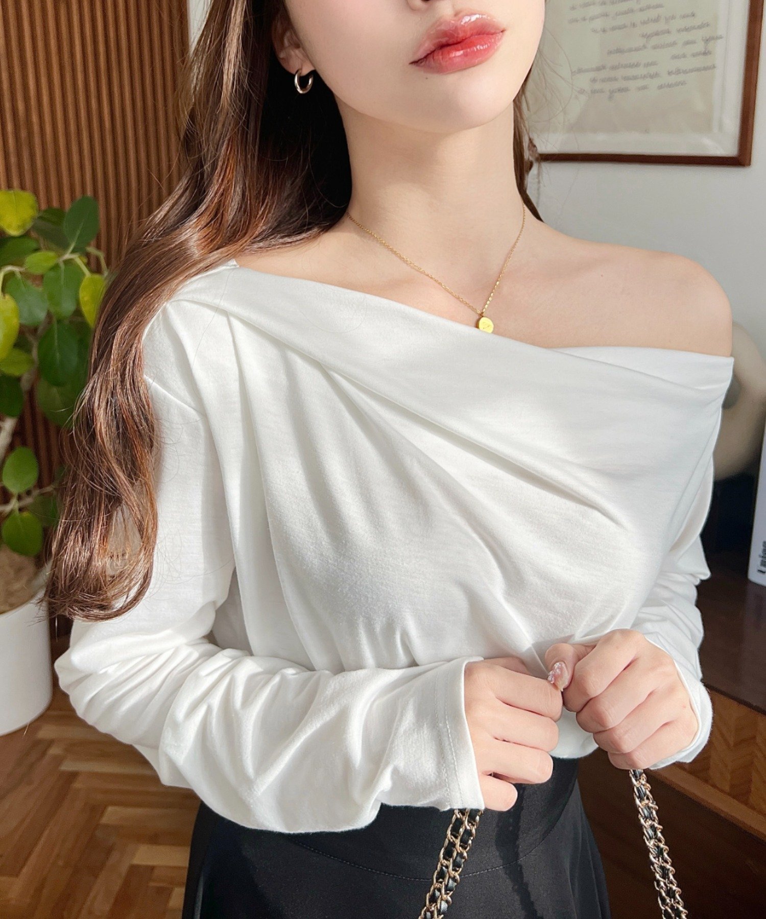 【モーメントプラス/moment+ / MEN】のワンショルドレープ長袖プルオーバー インテリア・キッズ・メンズ・レディースファッション・服の通販 founy(ファニー) ファッション Fashion メンズファッション Fashion for Men トップス・カットソー Cut & Sew Tops シューズ Shoes, Footwear シンプル Simple, Minimal デニム Denim, Jeans Material トレンド Trend, Trending Now 人気 Popular, Best Seller 長袖 Long Sleeve, Full Sleeve バレエ Ballet, Ballet Style フロント Front, Front Design ベーシック Basic, Essential ボトム Bottoms, Lower Wear ミックス Mix, Mixed Style ロング Long, Long-Length 再入荷 Restock / Back in Stock プチプライス・低価格 Affordable / Budget Price おすすめ Recommended / Our Picks エレガント 上品 Elegant オフホワイト|ID: prp329100004795966 ipo3291000000034795690