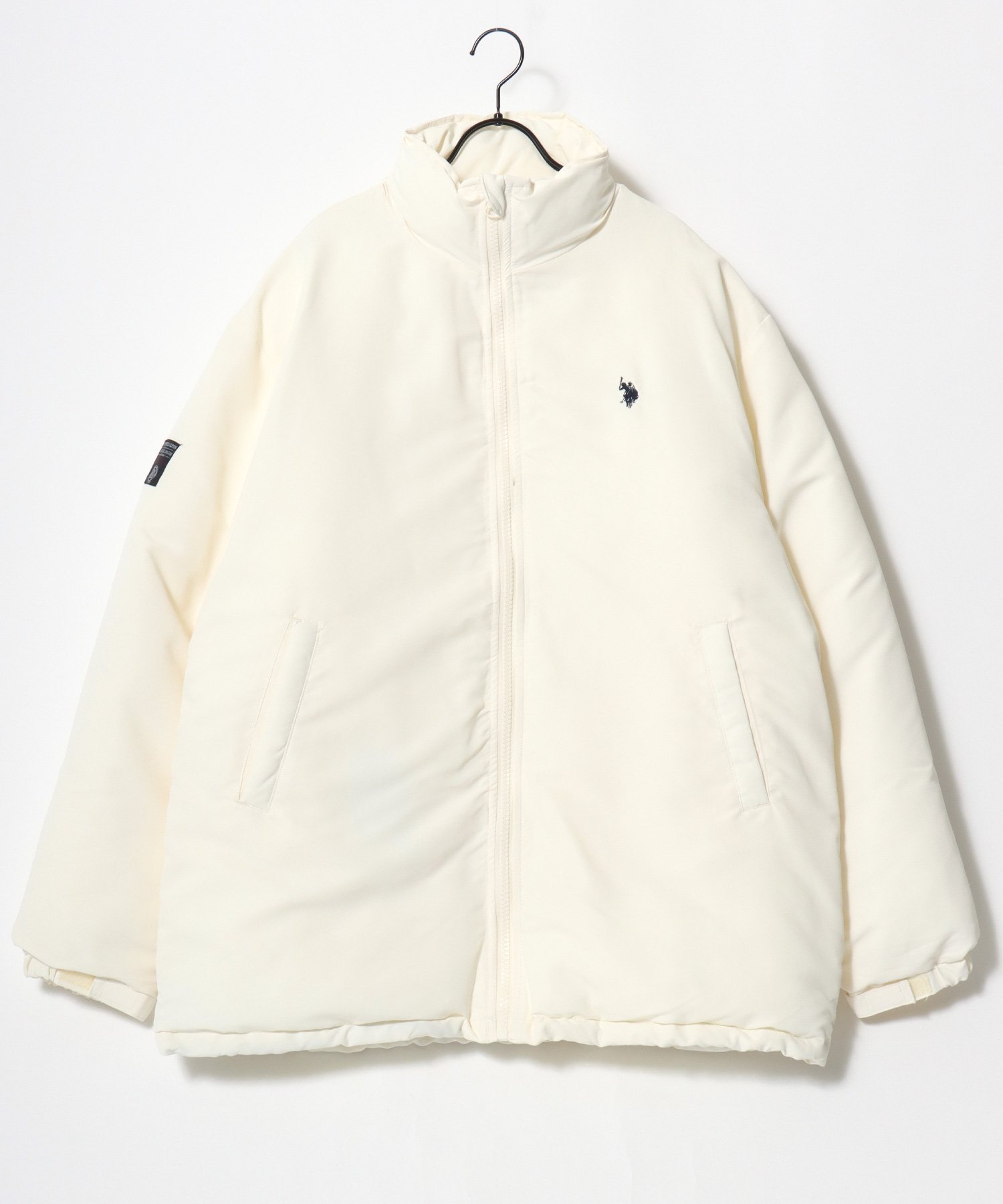 【ラザル/LAZAR】のU.S. POLO ASSN. ユーエスポロアッスン Level7 Padded Jacket オーバーサイズ 中綿 ファイバーダウン レベル7 パデッドジャケット レディース メンズ インテリア・キッズ・メンズ・レディースファッション・服の通販 founy(ファニー) 　ファッション　Fashion　レディースファッション　Fashion for Women　アウター　Coat / Outerwear Collection　レディースジャケット・軽アウター　Jackets　アメリカン　American Style　インナー　Innerwear　カーゴパンツ　Cargo Pants, Utility Pants　キャップ　Cap, Baseball Cap　クラシック　Classic, Timeless Style　シューズ　Shoes, Footwear　ジャケット　Jacket, Outerwear　スウェット / スエット　Sweatshirt, Sweatwear　ストライプ　Stripe, Striped Pattern　スニーカー　Sneakers, Trainers　スポーツ　Sports, Activewear　スラックス　Slacks, Dress Pants　セットアップ　Set-Up, Coordinated Outfit　センター　Center, Center Line　セーター　Sweater, Knitwear　ダウン　Down, Puffer　デニム　Denim, Jeans Material　トレンド　Trend, Trending Now　ドローコード　Drawcord, Drawstring Cord　定番　Standard, Basic Item　時計　Watch, Wristwatch　人気　Popular, Best Seller　パーカー　Hoodie, Parka　ビッグ　Big, Oversized　フレア　Flare, Flared　フロント　Front, Front Design　アイボリー|ID: prp329100004796021 ipo3291000000034795936