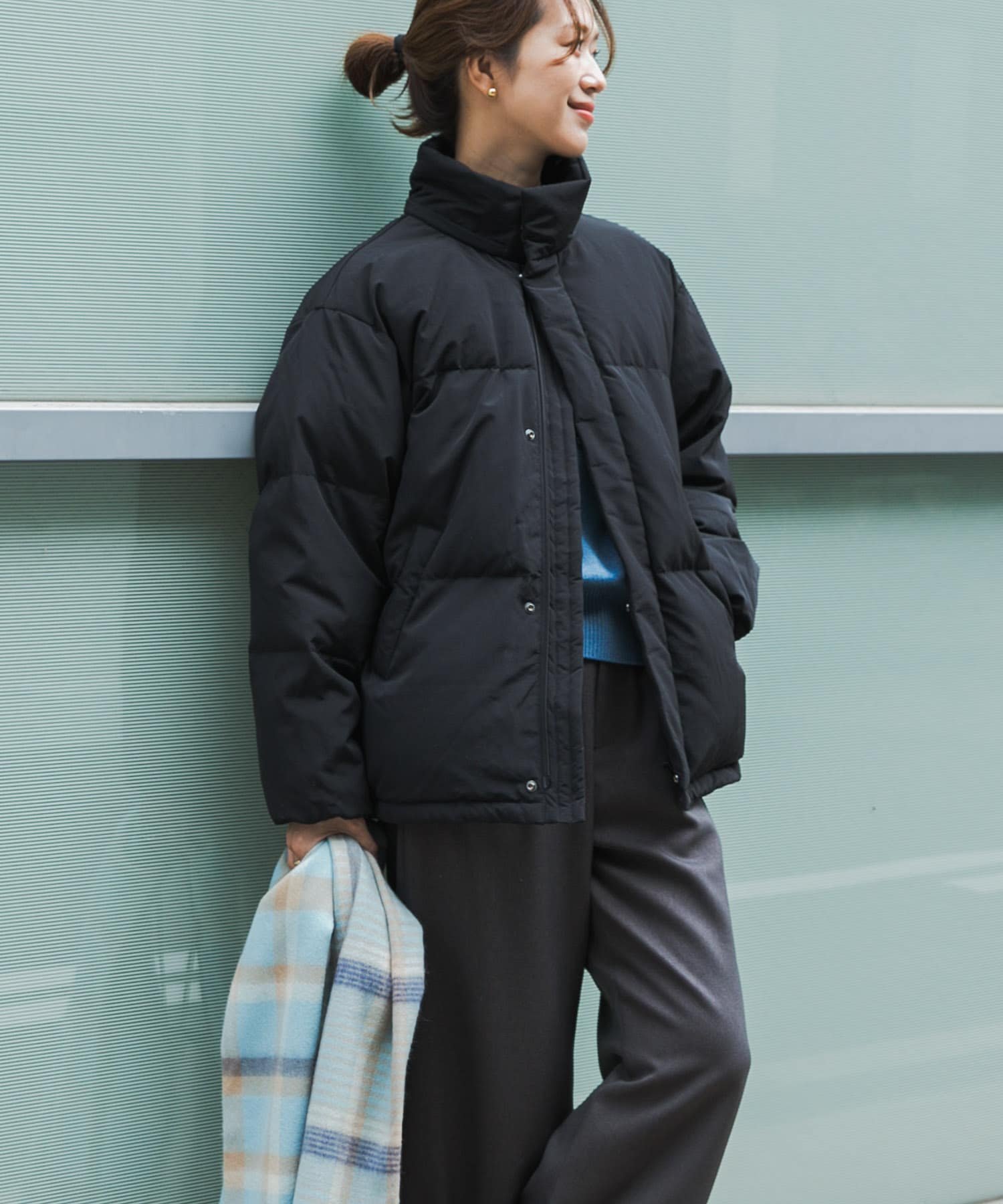 【アーバンリサーチ ドアーズ/URBAN RESEARCH DOORS】のミドルダウンジャケット インテリア・キッズ・メンズ・レディースファッション・服の通販 founy(ファニー) 　ファッション　Fashion　レディースファッション　Fashion for Women　アウター　Coat / Outerwear Collection　レディースジャケット・軽アウター　Jackets　ジップ　Zip, Zipper　スタイリッシュ　Stylish, Fashionable　スタンド　Stand Collar, Upright Stand　ダウン　Down, Puffer　ダブル　Double, Double-Breasted　フロント　Front, Front Design　防寒　Cold Protection, Winter-Ready　ミドル　Middle Length, Mid Height　冬　Winter / This Winter　A/W・秋冬　Autumn/Winter　エレガント 上品　Elegant　ビジネス 仕事 通勤　Business / Work / Commuting　2025年　2025　2025-2026秋冬・A/W　Autumn/Winter 2025–26 AW25–26　BLACK|ID: prp329100004796024 ipo3291000000034795954