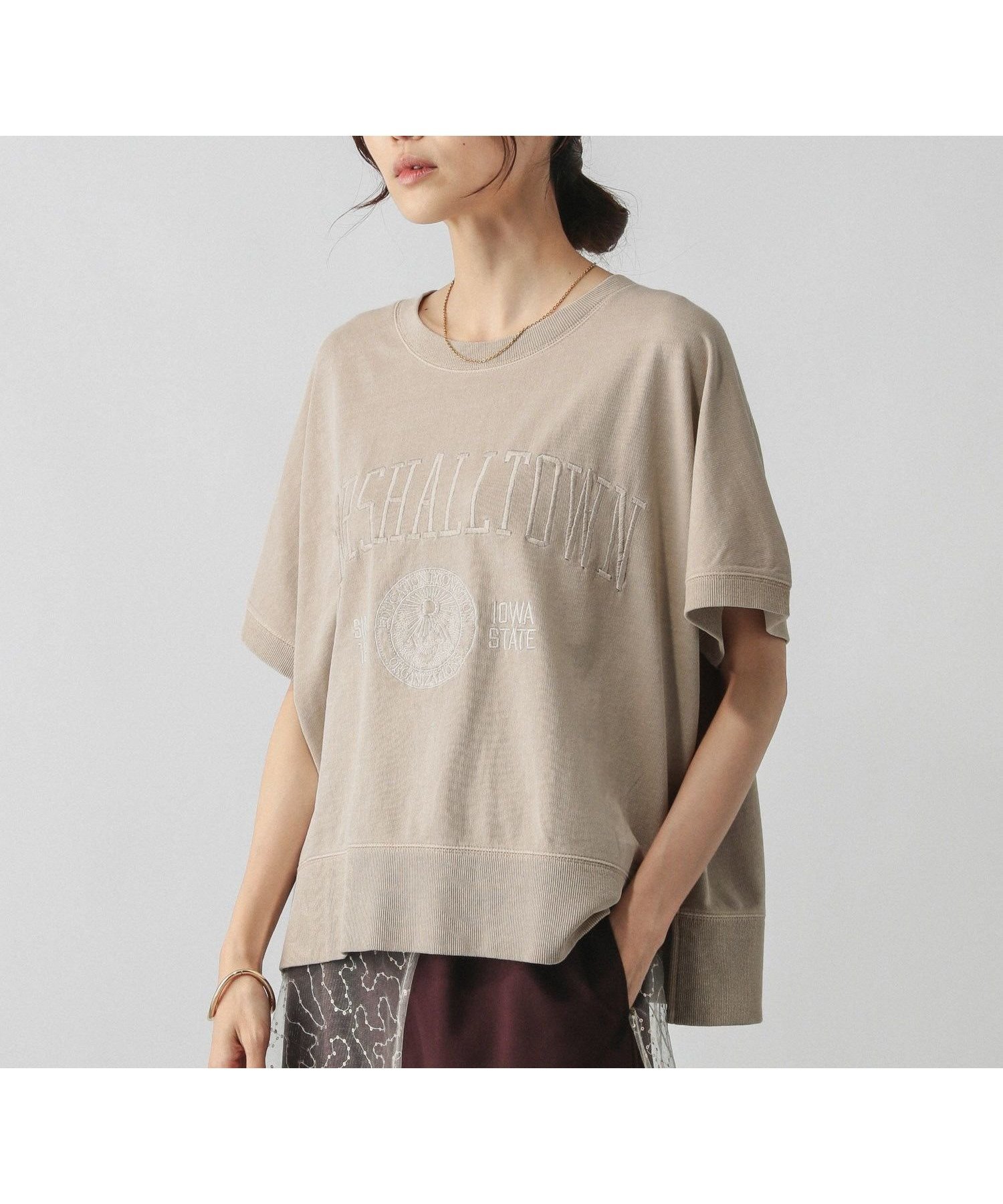 【グローバルワーク/GLOBAL WORK】のピグメントカレッジプルオーバー/581155 インテリア・キッズ・メンズ・レディースファッション・服の通販 founy(ファニー) 　ファッション　Fashion　レディースファッション　Fashion for Women　トップス・カットソー　Cut & Sew Tops　カジュアルプルオーバー・ニットトップス　Pullovers & Knit Tops / Casual Pullovers　デニム　Denim, Jeans Material　フェミニン　Feminine, Girly　ミュール　Mule, Backless Shoes　ワイド　Wide, Wide Fit　ヴィンテージ　Vintage Style　エレガント 上品　Elegant　グレージュ51|ID: prp329100004796027 ipo3291000000034795966