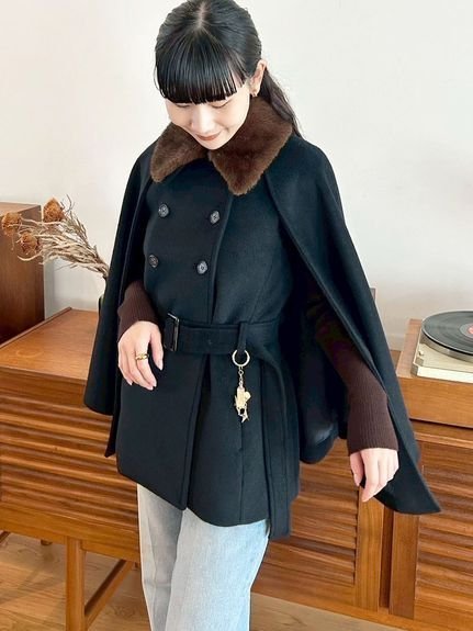 【リリーブラウン/Lily Brown】のファー付き3wayケープコート インテリア・キッズ・メンズ・レディースファッション・服の通販 founy(ファニー) 　ファッション　Fashion　レディースファッション　Fashion for Women　アウター　Coat / Outerwear Collection　コート・ロングコート・ピーコート　Long Coats, Peacoats & More　クラシカル　Classical, Vintage-Inspired　スタンド　Stand Collar, Upright Stand　スマート　Smart, Elegant　人気　Popular, Best Seller　フェイク　Faux, Fake　ベーシック　Basic, Essential　エレガント 上品　Elegant　NVY[089]|ID: prp329100004796057 ipo3291000000034796116