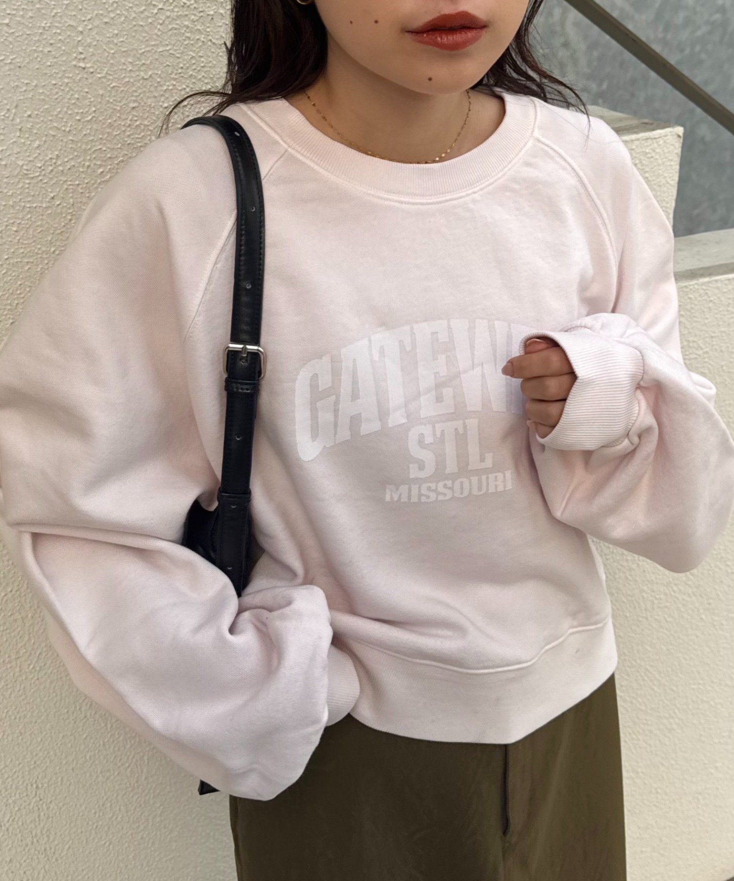 【チャオパニックティピー/CIAOPANIC TYPY】のアシッドウォッシュ加工ロゴプリントラグランスウェット インテリア・キッズ・メンズ・レディースファッション・服の通販 founy(ファニー) ファッション Fashion レディースファッション Fashion for Women トップス・カットソー Cut & Sew Tops レディースパーカー・カジュアルフーディー Casual Hoodies & Sweatshirts スウェット・クルーネックトップス Sweatshirts & Crewnecks / Relaxed Fit Sweat Tops ヴィンテージ Vintage Style ガーリー Girly, Feminine Style シンプル Simple, Minimal スウェット / スエット Sweatshirt, Sweatwear スリーブ Sleeve, Long Sleeve / Short Sleeve トレンド Trend, Trending Now ボトム Bottoms, Lower Wear メンズ Men's, Menswear おすすめ Recommended / Our Picks ピンク|ID: prp329100004796091 ipo3291000000034796263