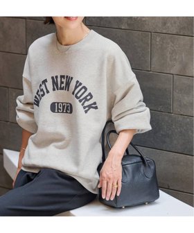 【ジャーナルスタンダード レリューム/JOURNAL STANDARD relume】の《WEB限定追加》ヴィンテージライクカレッジロゴスウェット 人気、トレンドファッション・服の通販 founy(ファニー) ファッション Fashion レディースファッション Fashion for Women トップス・カットソー Cut & Sew Tops レディースパーカー・カジュアルフーディー Casual Hoodies & Sweatshirts スウェット・クルーネックトップス Sweatshirts & Crewnecks / Relaxed Fit Sweat Tops 2025年 2025 2025-2026秋冬・A/W Autumn/Winter 2025–26 AW25–26 インナー Innerwear ルーズ Loose, Oversized レース Lace, Lace Fabric |ID:prp329100004796349