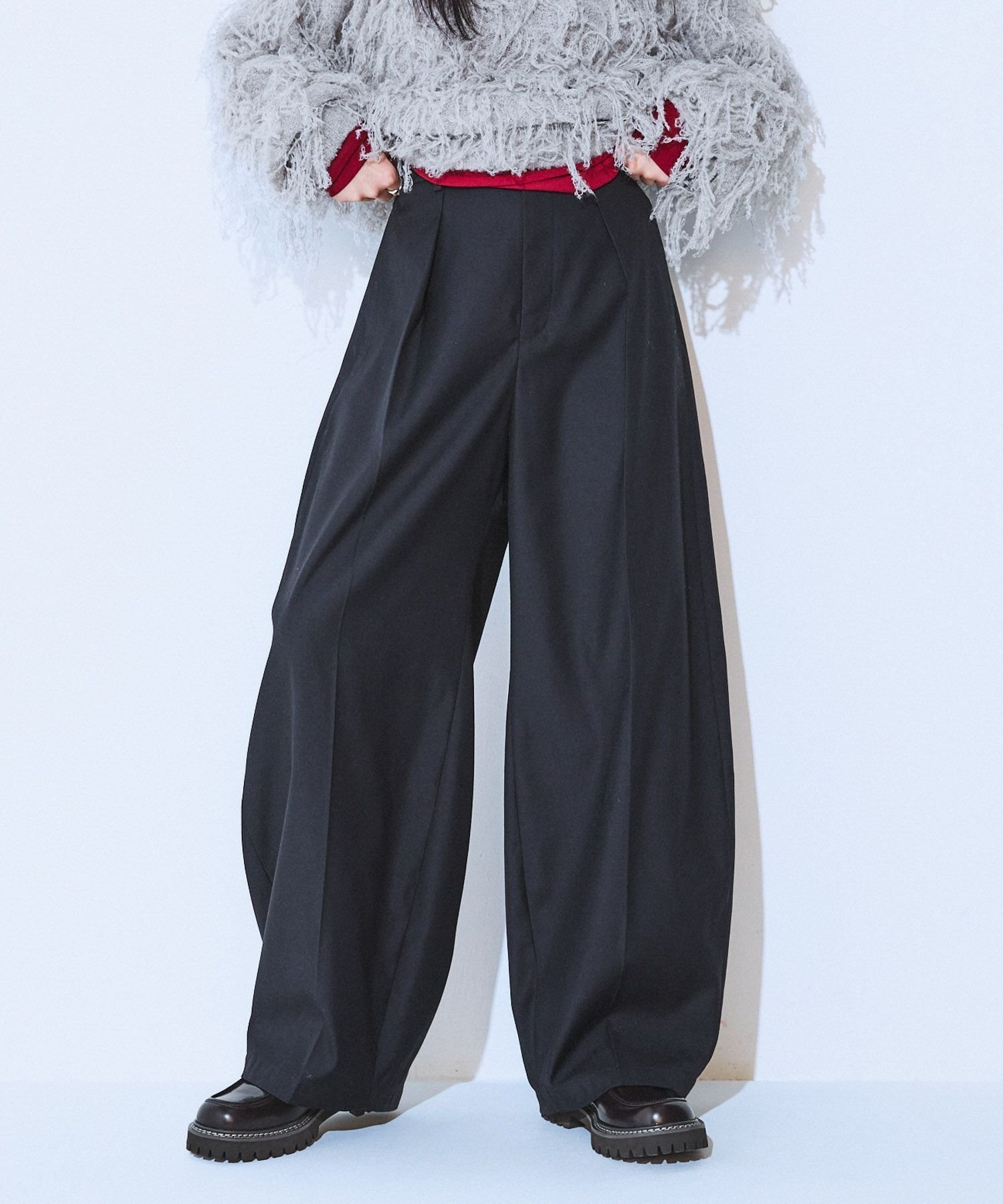 【ジーナシス/JEANASiS】のセンタープレスコクーンパンツ 人気、トレンドファッション・服の通販 founy(ファニー) ファッション Fashion レディースファッション Fashion for Women パンツ Pants & Trousers おすすめ Recommended / Our Picks シンプル Simple, Minimal スウェット / スエット Sweatshirt, Sweatwear センター Center, Center Line トレンド Trend, Trending Now パターン Pattern, Design Print フラット Flat, Flat Shoes 今季 This Season, Current Season other-1|ID: prp329100004796417 ipo3291000000034798936