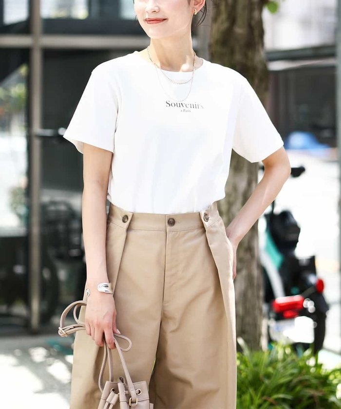 【アー ヴェー ヴェー/a.v.v】の【接触冷感】プチロゴTシャツ インテリア・キッズ・メンズ・レディースファッション・服の通販 founy(ファニー) https://founy.com/ ファッション Fashion レディースファッション Fashion for Women トップス・カットソー Cut & Sew Tops シャツ・ブラウス・オフィスカジュアル Elegant Blouses & Button-Ups ロングTシャツ・Tシャツ Longline T-Shirts & Tees インナー Innerwear ダウン Down, Puffer デニム Denim, Jeans Material フェミニン Feminine, Girly ベーシック Basic, Essential 再入荷 Restock / Back in Stock おすすめ Recommended / Our Picks 夏 Summer エレガント 上品 Elegant |ID: prp329100004796492 ipo3291000000034799509