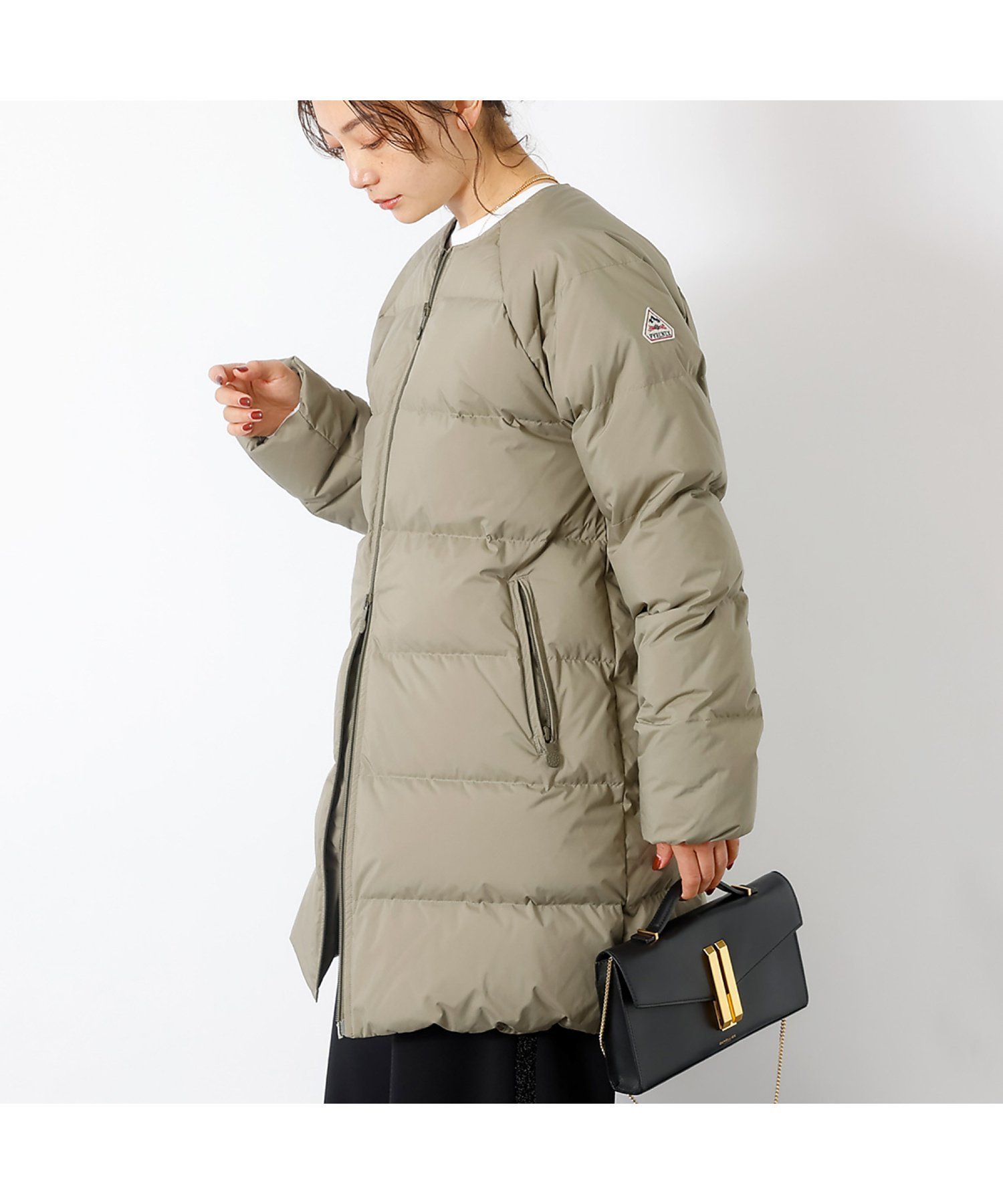 【ルージュヴィフラクレ/Rouge vif la cle】の【PYRENEX / ピレネックス】ARTNEY SOFT 3 /アートニーソフ インテリア・キッズ・メンズ・レディースファッション・服の通販 founy(ファニー) 　ファッション　Fashion　レディースファッション　Fashion for Women　インナー　Innerwear　シンプル　Simple, Minimal　ジャケット　Jacket, Outerwear　ストレッチ　Stretch, Stretchy Fabric　スリーブ　Sleeve, Long Sleeve / Short Sleeve　ダウン　Down, Puffer　ダブル　Double, Double-Breasted　バランス　Balance, Style Balance　ピーチ　Peach, Soft Touch　フランス　France, French　フレア　Flare, Flared　プレミアム　Premium, High-End　ボックス　Boxy, Box Shape　防寒　Cold Protection, Winter-Ready　ミドル　Middle Length, Mid Height　ラウンド　Round, Round Neck　おすすめ　Recommended / Our Picks　ベージュ|ID: prp329100004796614 ipo3291000000035079445