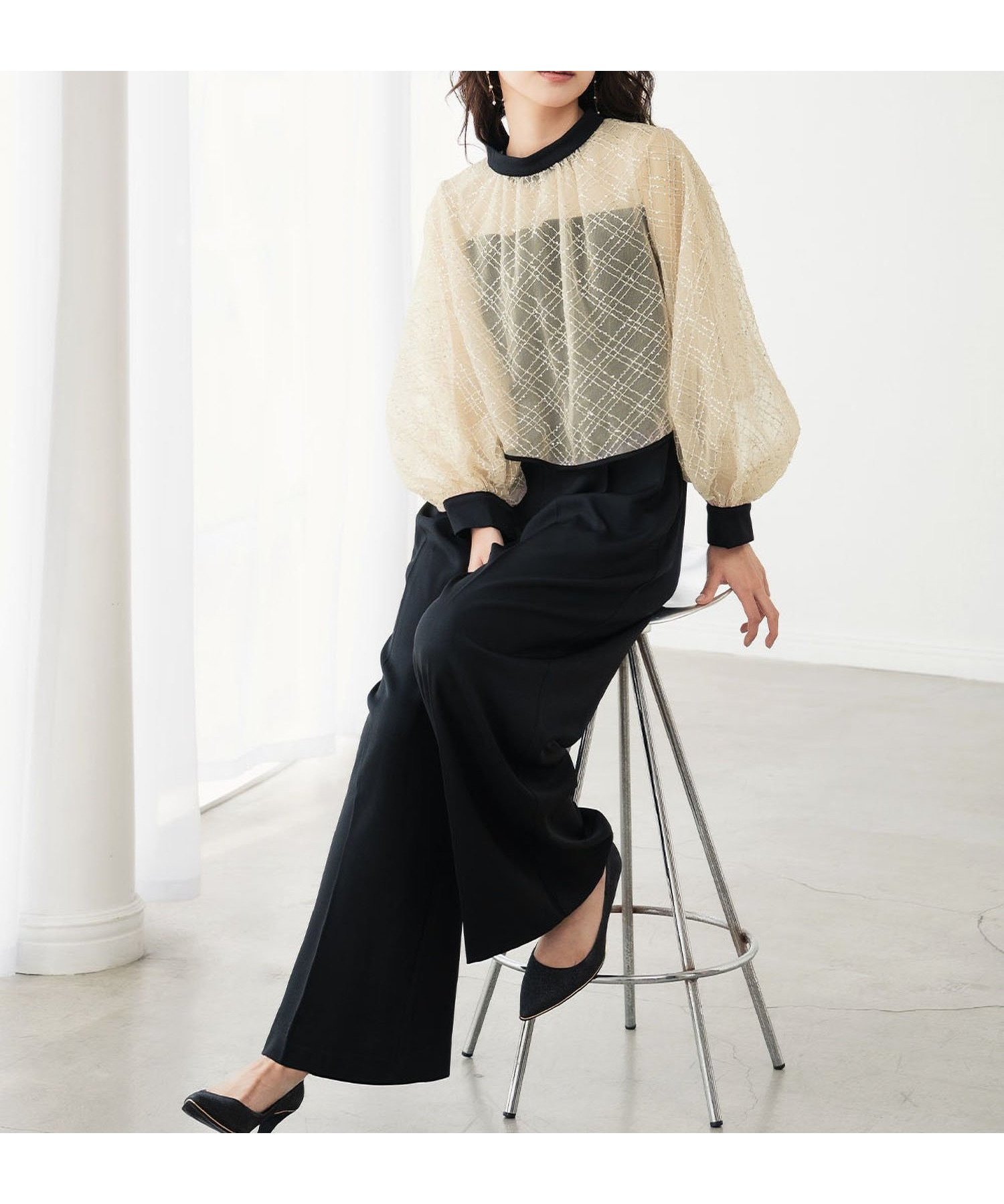 【ガール/GIRL】のチュール刺繍 パンツドレス セットドレス 結婚式 パーティードレス オケージョン インテリア・キッズ・メンズ・レディースファッション・服の通販 founy(ファニー) 　ファッション　Fashion　レディースファッション　Fashion for Women　パンツ　Pants & Trousers　エレガント 上品　Elegant　オケージョン　Occasion Wear　オーガンジー　Organza Fabric　カフス　Cuff Design　ジャケット　Jacket, Outerwear　ストレッチ　Stretch, Stretchy Fabric　ストレート　Straight, Straight Cut　スパンコール　Sequins, Sequin Embellishment　スリーブ　Sleeve, Long Sleeve / Short Sleeve　センター　Center, Center Line　チェック　Check, Plaid, Tartan　チュール　Tulip, Tulip Motif　ツイル　Twist, Twisted Detail　ドレス　Dress, One-Piece　パイピング　Piping, Trim Design　フェミニン　Feminine, Girly　無地　Plain, Solid Color　ヨーク　Yoke, Yoke Design　ワイド　Wide, Wide Fit　結婚式　Wedding　二次会　After Party　BEBK|ID: prp329100004796692 ipo3291000000034988217