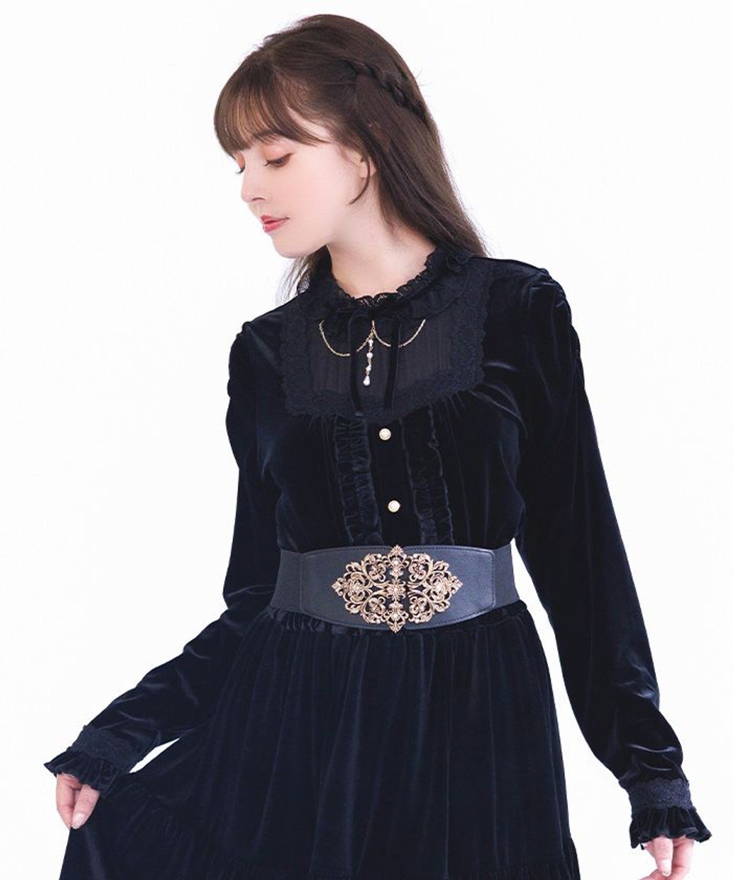 【アクシーズファム/axes femme】のブロッキングベロアプルオーバー インテリア・キッズ・メンズ・レディースファッション・服の通販 founy(ファニー) 　ファッション　Fashion　レディースファッション　Fashion for Women　トップス・カットソー　Cut & Sew Tops　カジュアルプルオーバー・ニットトップス　Pullovers & Knit Tops / Casual Pullovers　ベロアトップス　Velour Tops / Velvet-Look Items　ギャザー　Gathered, Ruffled　クラシカル　Classical, Vintage-Inspired　シアー　Sheer, See-Through　シフォン　Chiffon, Lightweight Fabric　セットアップ　Set-Up, Coordinated Outfit　チェーン　Chain, Chain Strap　ネックレス　Necklace, Pendant Necklace　バランス　Balance, Style Balance　フェミニン　Feminine, Girly　ブロッキング　Color Blocking, Panel Design　ベロア　Velour, Soft Velvet　ヨーク　Yoke, Yoke Design　リボン　Ribbon, Bow　レース　Lace, Lace Fabric　A/W・秋冬　Autumn/Winter　黒|ID: prp329100004796719 ipo3291000000034934243