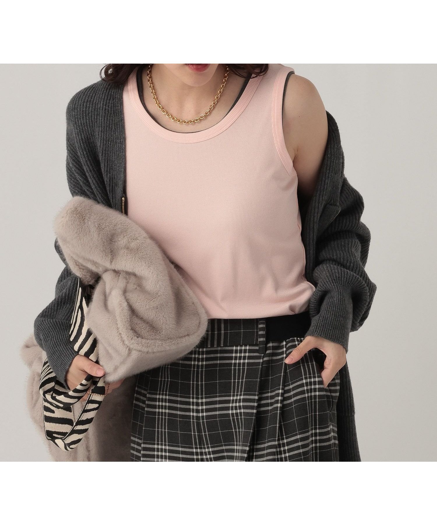 【エルーラ/Elura】のプレーンリブタンク/598154 インテリア・キッズ・メンズ・レディースファッション・服の通販 founy(ファニー) 　ファッション　Fashion　レディースファッション　Fashion for Women　なめらか　Smooth, Silky Texture　インナー　Innerwear　カーディガン　Cardigan, Knitwear　ショルダー　Shoulder, Shoulder Strap　シンプル　Simple, Minimal　ジャケット　Jacket, Outerwear　タンク　Tank Top, Sleeveless Top　フィット　Fit, Slim Fit　エレガント 上品　Elegant　夏　Summer　秋　Autumn　【新色】ライトピンク22|ID: prp329100004796793 ipo3291000000035118171