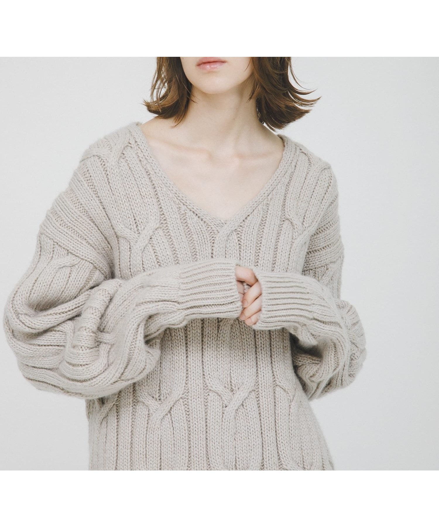 【ラート/LAATO】のbig cable knit インテリア・キッズ・メンズ・レディースファッション・服の通販 founy(ファニー) 　ファッション　Fashion　レディースファッション　Fashion for Women　トップス・カットソー　Cut & Sew Tops　ニット　Knit Tops & Sweaters　スリット　Slit, Slit Detail　トレンド　Trend, Trending Now　なめらか　Smooth, Silky Texture　バランス　Balance, Style Balance　A/W・秋冬　Autumn/Winter　冬　Winter / This Winter　2025年　2025　2025-2026秋冬・A/W　Autumn/Winter 2025–26 AW25–26　ミスト|ID: prp329100004796869 ipo3291000000035011042