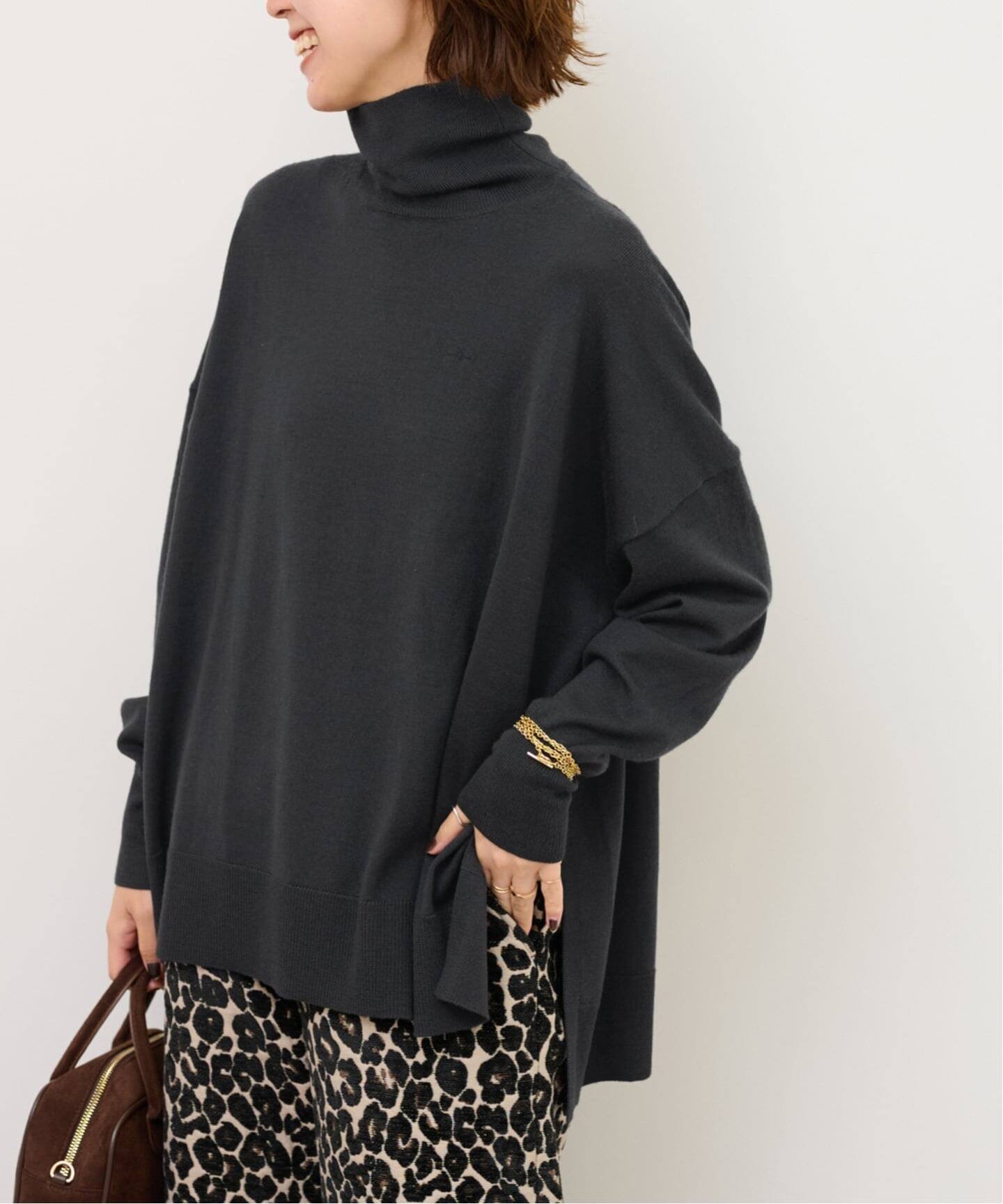 【ジャーナルスタンダード レリューム/JOURNAL STANDARD relume】の《追加4 / 一部WEB限定》BiellaYarnワイドタートルネック インテリア・キッズ・メンズ・レディースファッション・服の通販 founy(ファニー) 　ファッション　Fashion　レディースファッション　Fashion for Women　トップス・カットソー　Cut & Sew Tops　タートルネック・ハイネックトップス　Turtlenecks & High-Neck Tops　インナー　Innerwear　カーディガン　Cardigan, Knitwear　スリット　Slit, Slit Detail　タートルネック　Turtleneck, High Neck　ダウン　Down, Puffer　デニム　Denim, Jeans Material　ロング　Long, Long-Length　ワイド　Wide, Wide Fit　2025年　2025　2025-2026秋冬・A/W　Autumn/Winter 2025–26 AW25–26　グレー|ID: prp329100004796885 ipo3291000000034803475